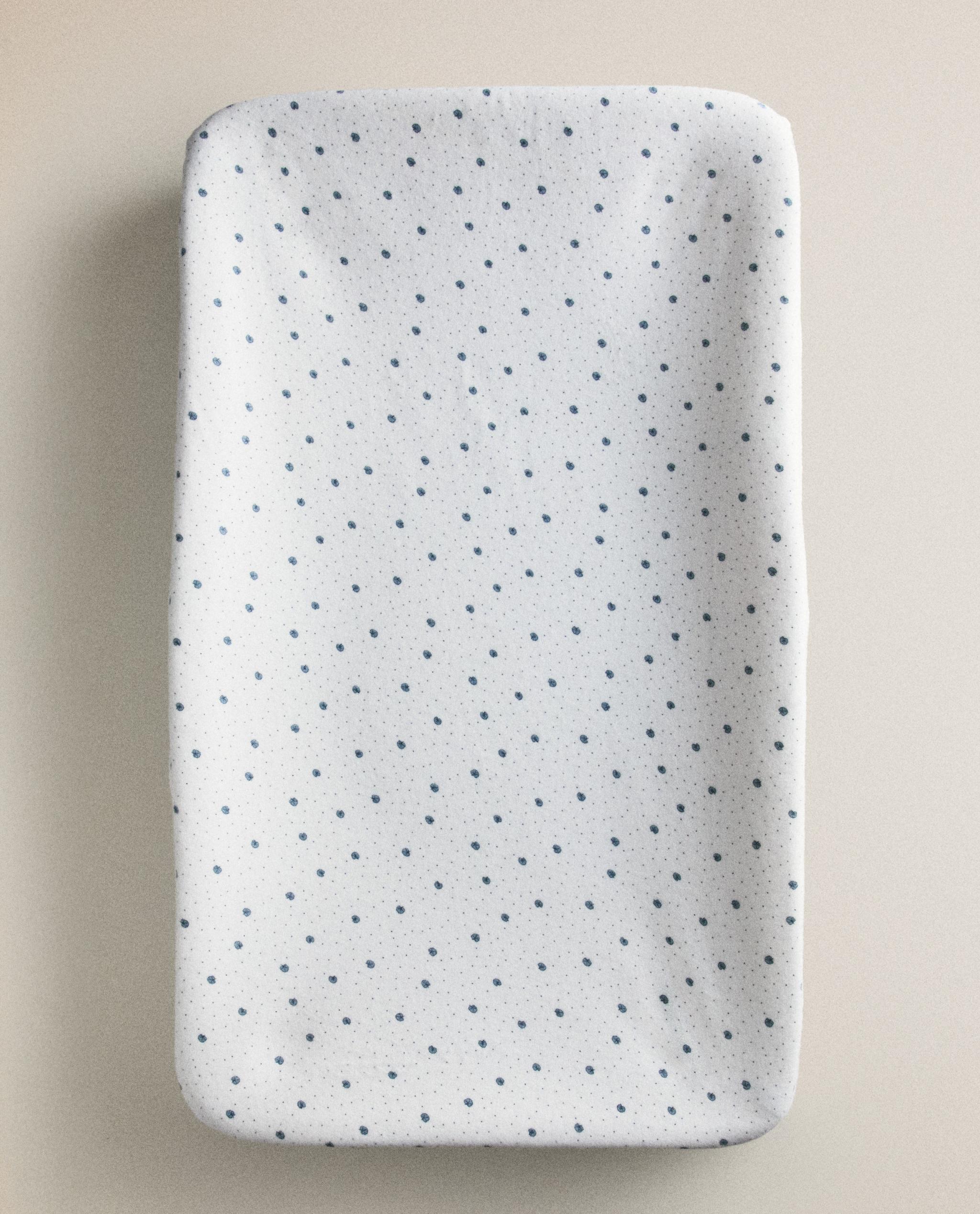 LEAF BABY CHANGING MAT COVER product thumbnail 8