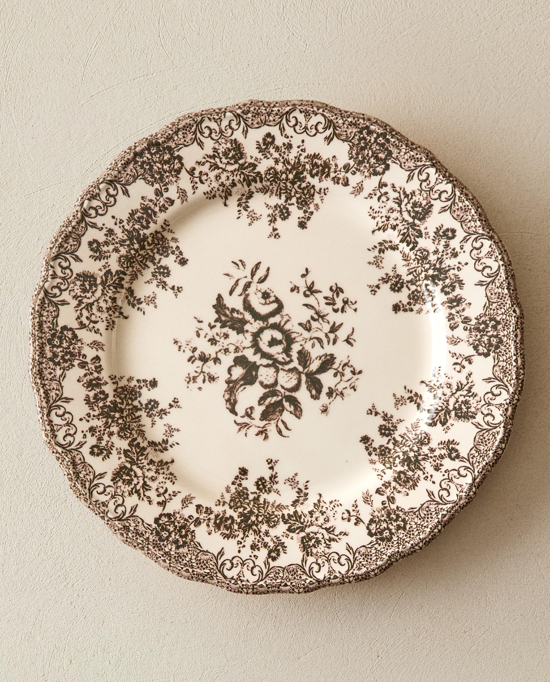 ZARA  フラワーアースンウェアデイナープレート3枚【新品•タグ付き】 FLORAL EARTHENWARE DINNER PLATE | Zara Home United States of