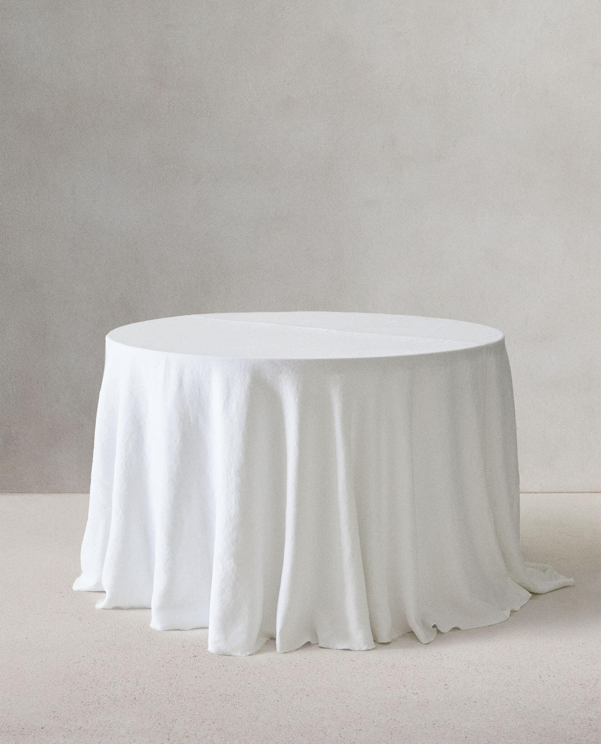 ZARA  ホワイト テーブルクロス 170x250 cm ZARA HOME ホワイト テーブルクロス 170x250 cm ZARA HOME