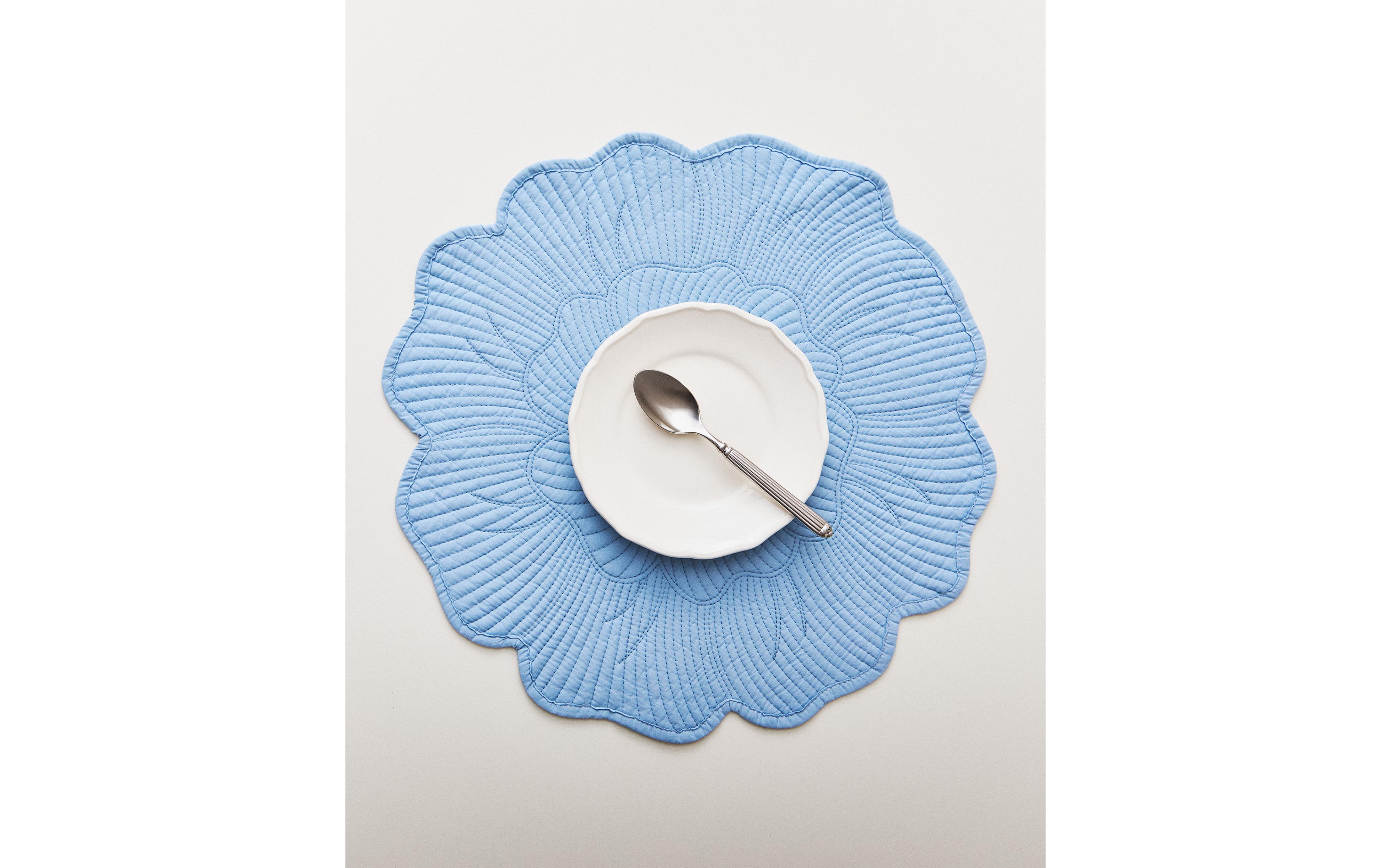 QUILTED FLORAL PLACEMAT product thumbnail 19