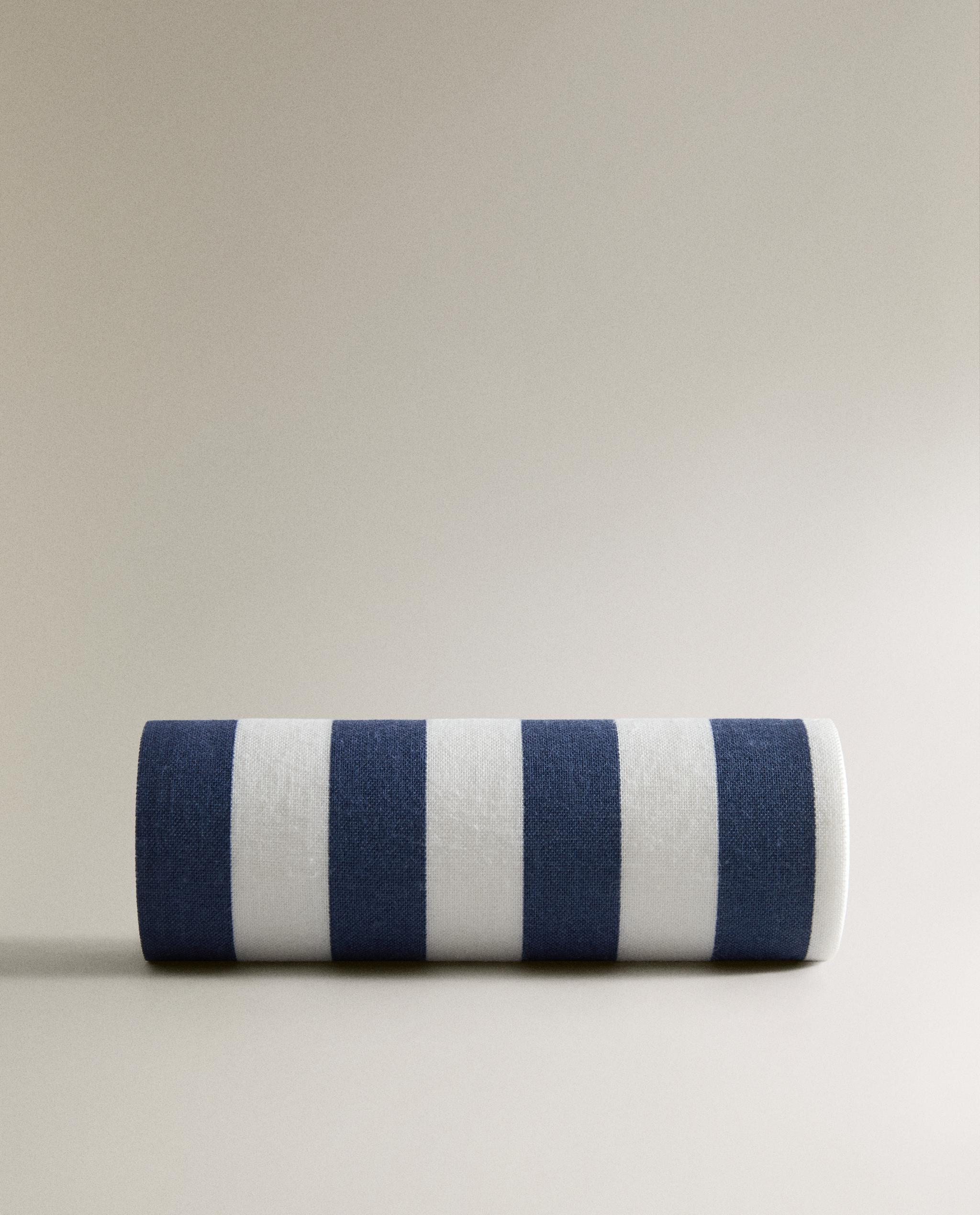 PACK OF STRIPED REUSABLE COTTON NAPKINS (PACK OF 20) product thumbnail 5