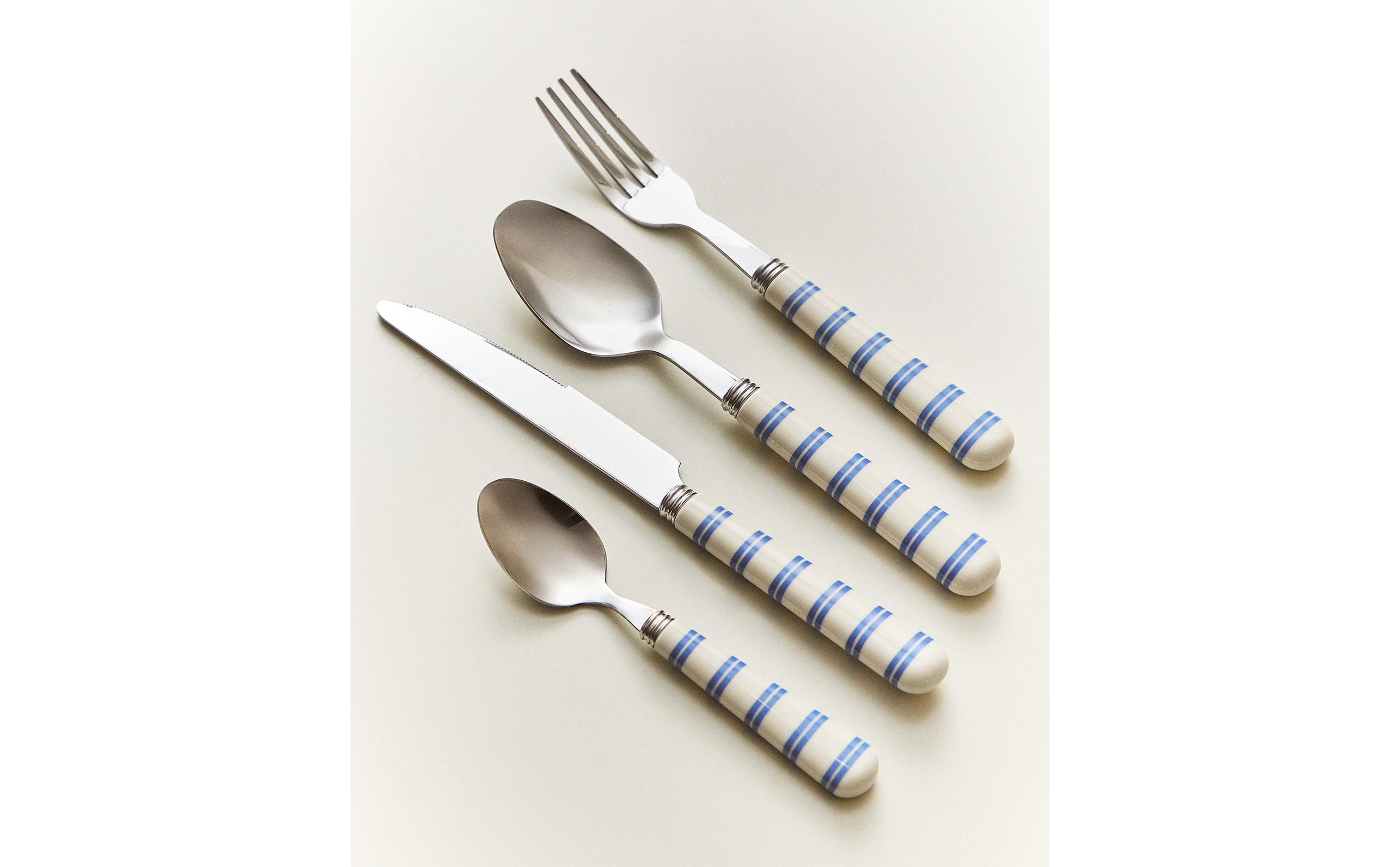 CUTLERY SET WITH STRIPED HANDLE (SET OF 4) product thumbnail 9