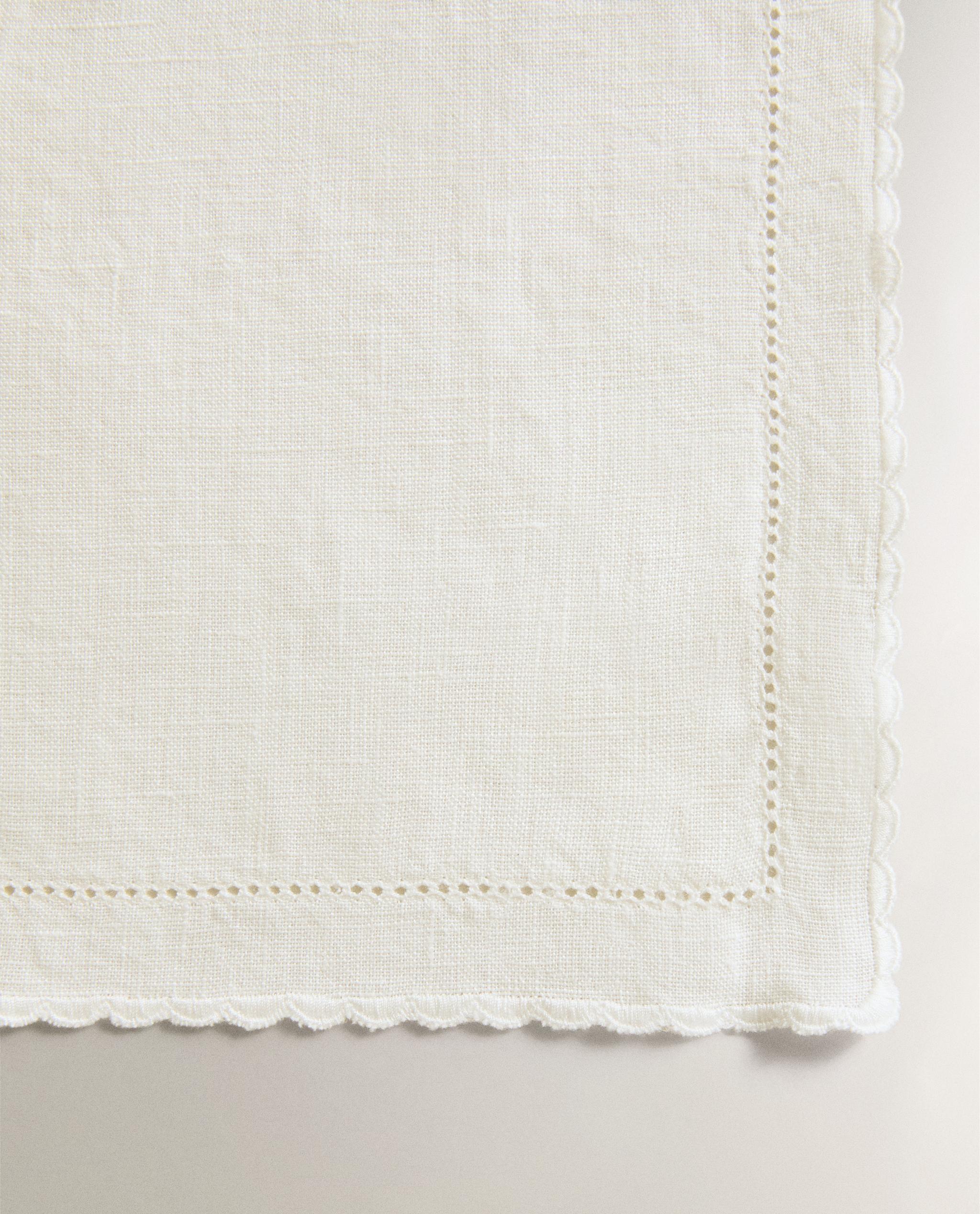 TOWEL WITH EMBROIDERED LINEN BORDER product thumbnail 9