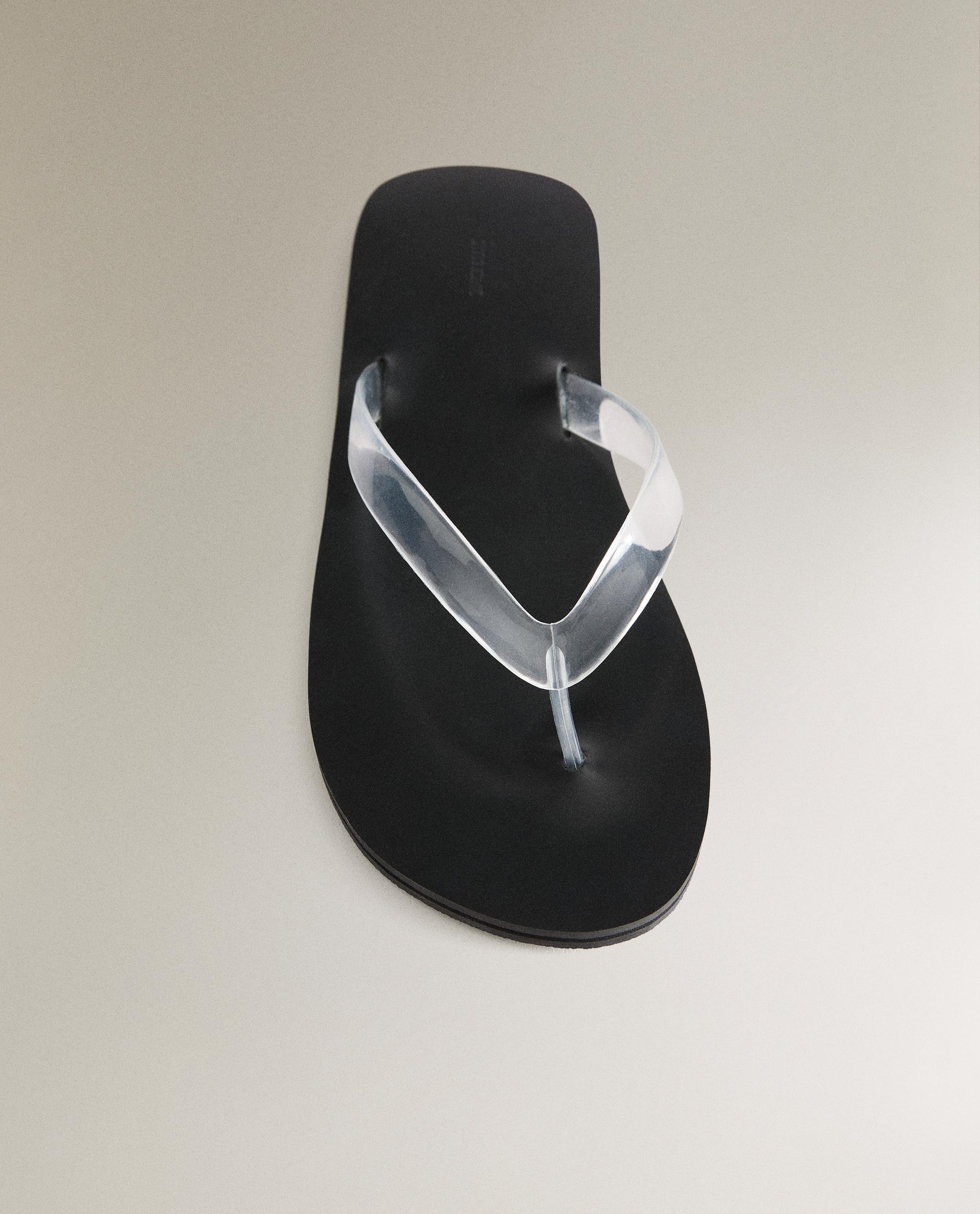 MINIMALIST TRANSPARENT SANDALS