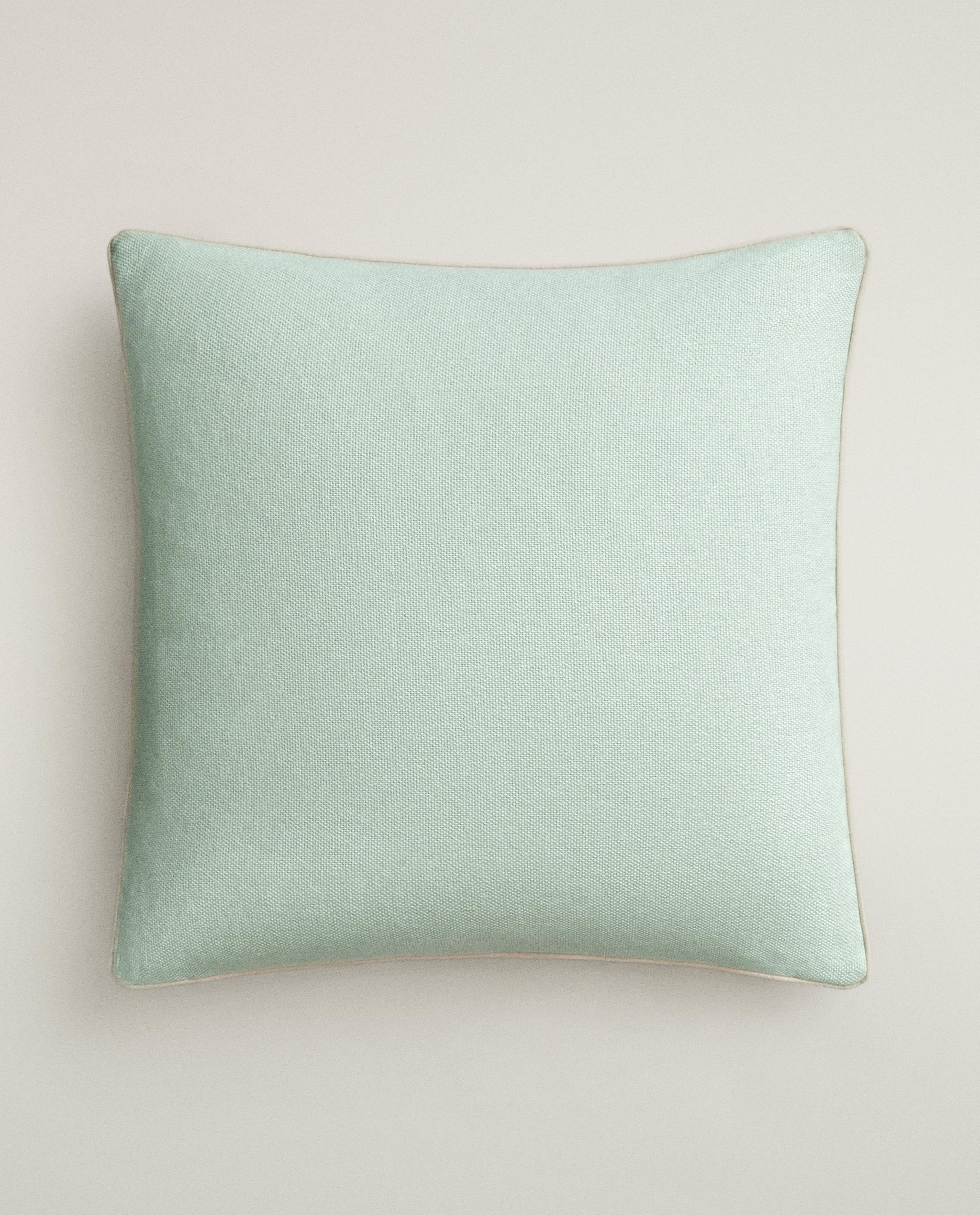 CUSHION COVER WITH PIPING product thumbnail 4