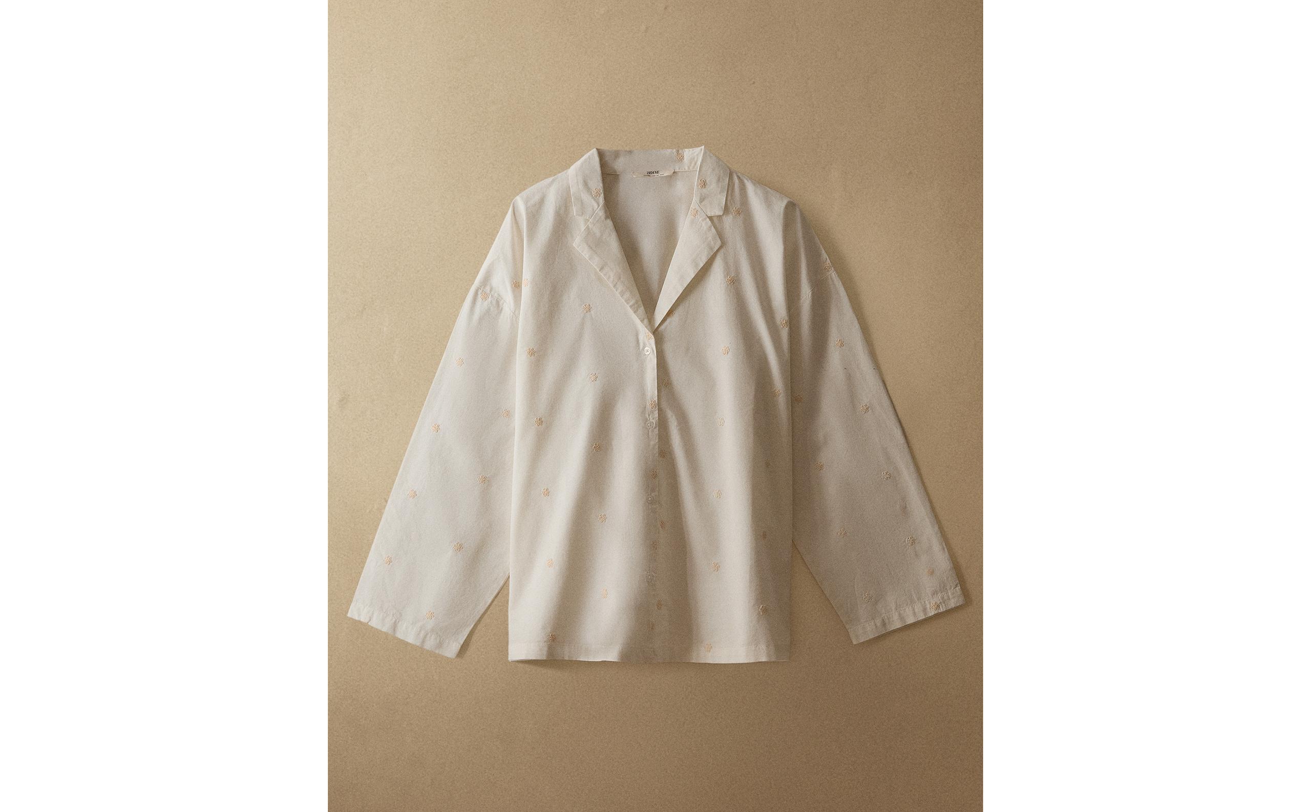 ZARA - akiyo3295プリータス　ホワイト　バックチュールシャツ　トップス ZARA - akiyo3295様専用プリータス ホワイト バックチュール