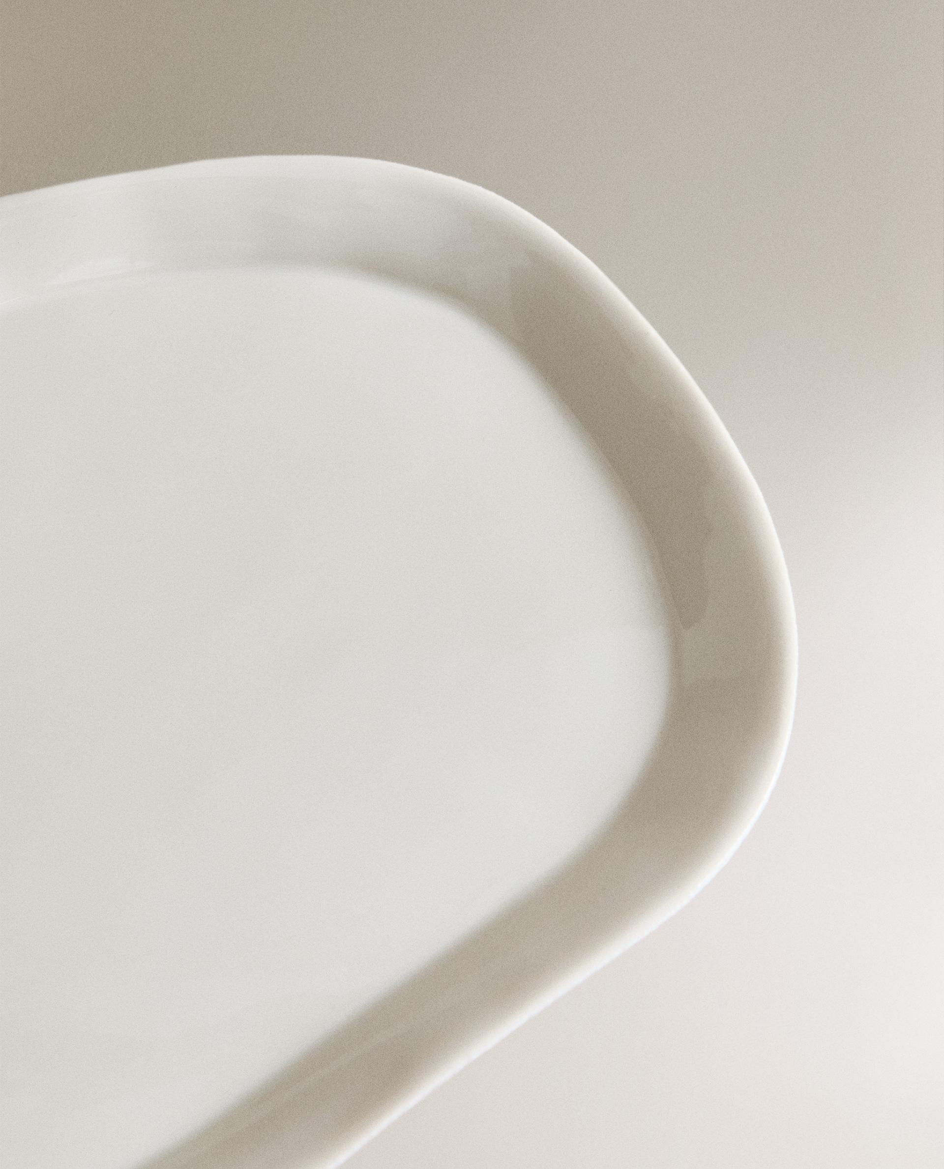 TEXTURED BATHROOM TRAY