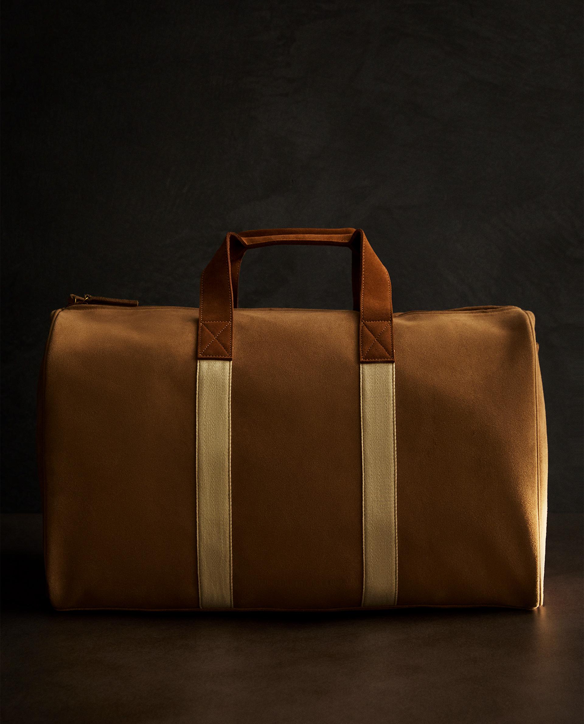 LEATHER TRAVEL BAG