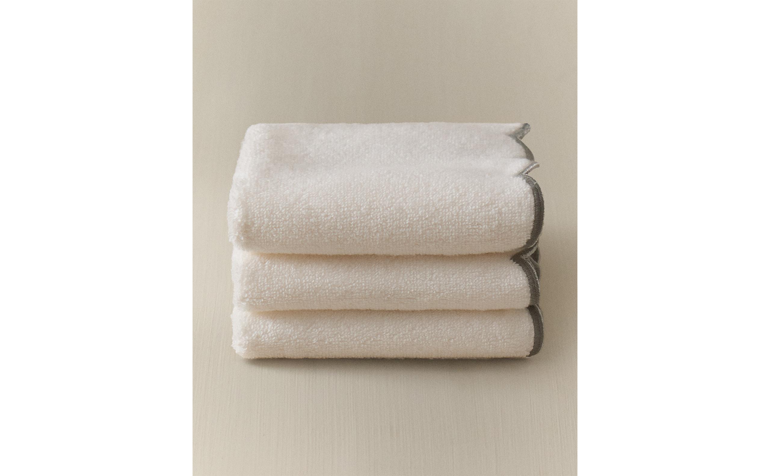 タオル ウェーブディテール（3枚セット） | Zara Home 日本/Japan