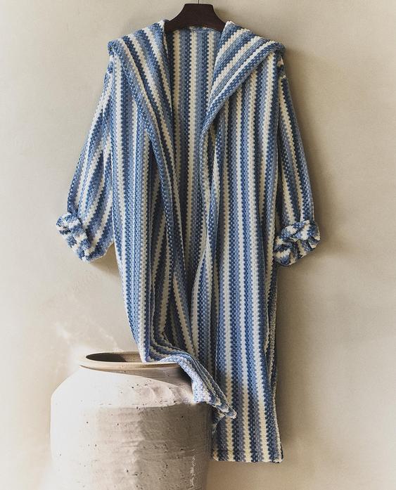 GEOMETRISK BADEKÅBE I JACQUARD