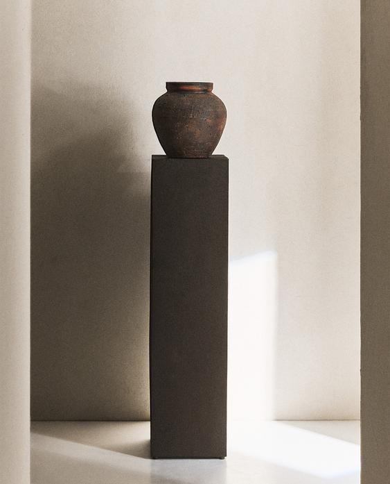 LONG SIDE TABLE
