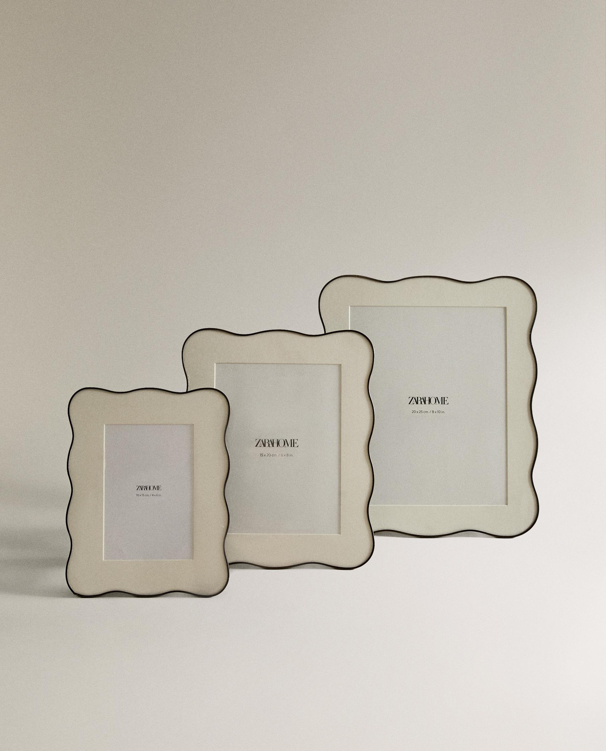 zara  メタル エッジ XLサイズ フォトフレーム 絵画 アート METAL WAVY PICTURE FRAME | Zara Home United States of America