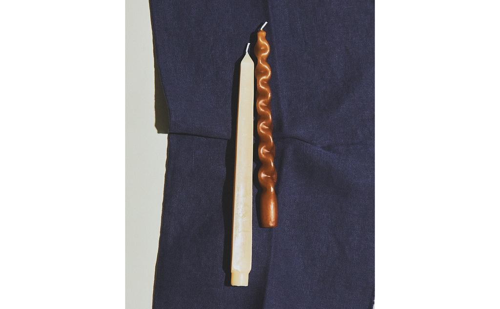 PACK OF DECORATIVE CANDLES