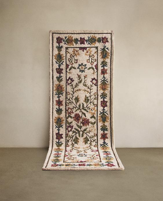 WOOL RUNNER RUG WITH A FLORAL PRINT WOOL RUNNER RUG WITH A FLORAL PRINT