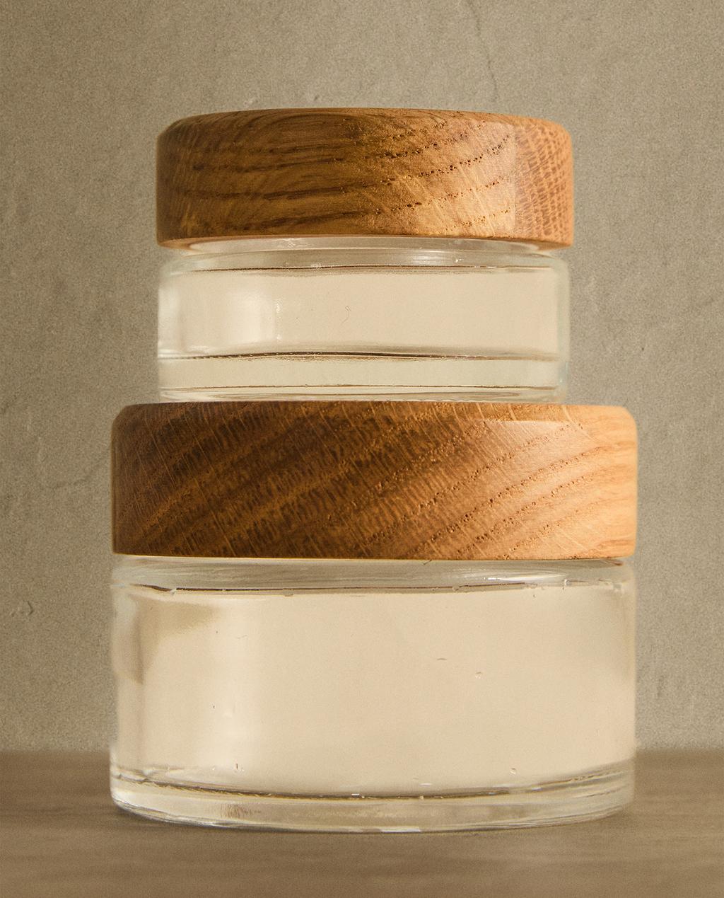 REUSABLE JAR WITH OAK LID