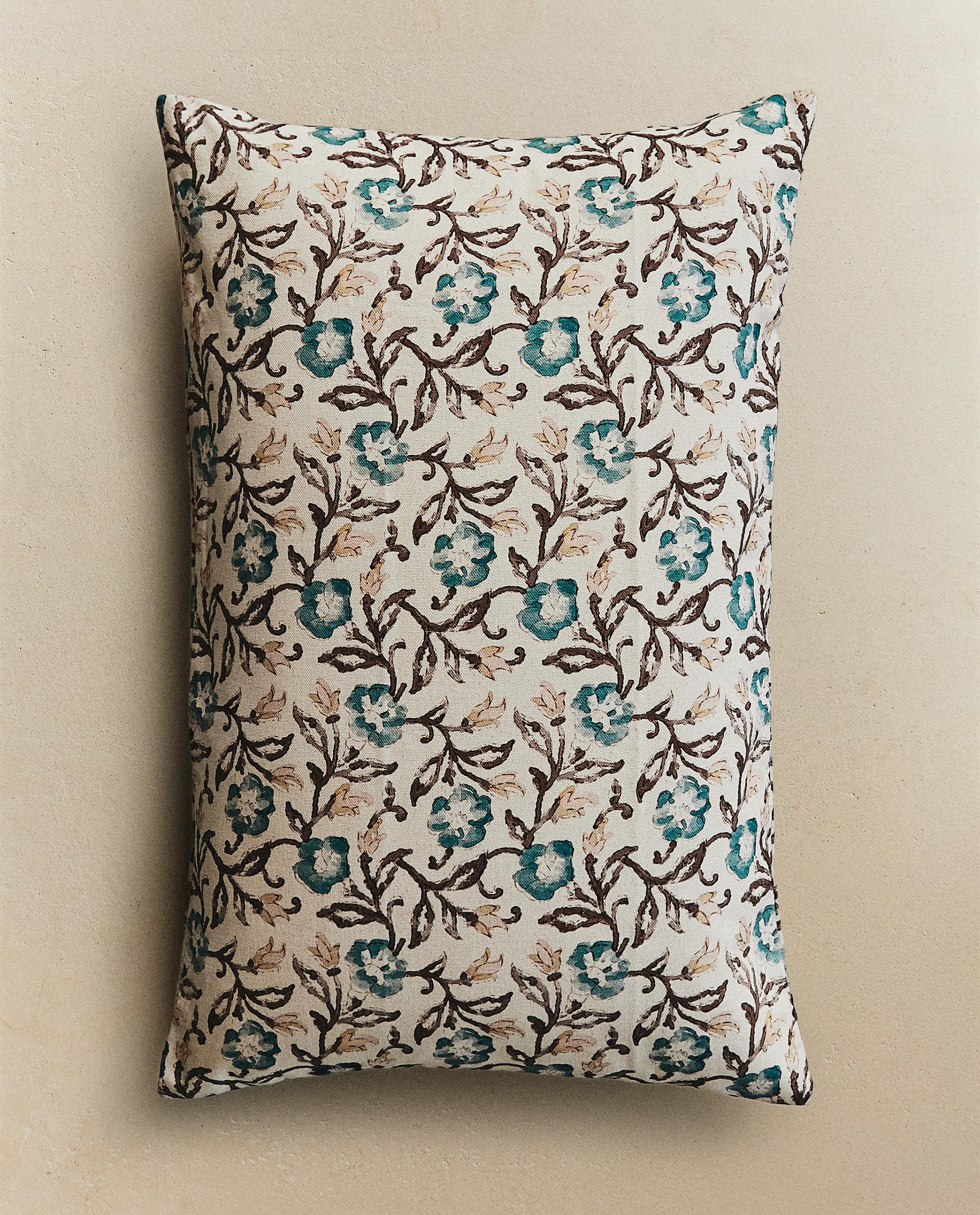 【新品】ZARA  ザラホーム デコ刺繍クッションカバー セット ベッドルームクッション | Zara Home 日本/Japan | 最新コレクション