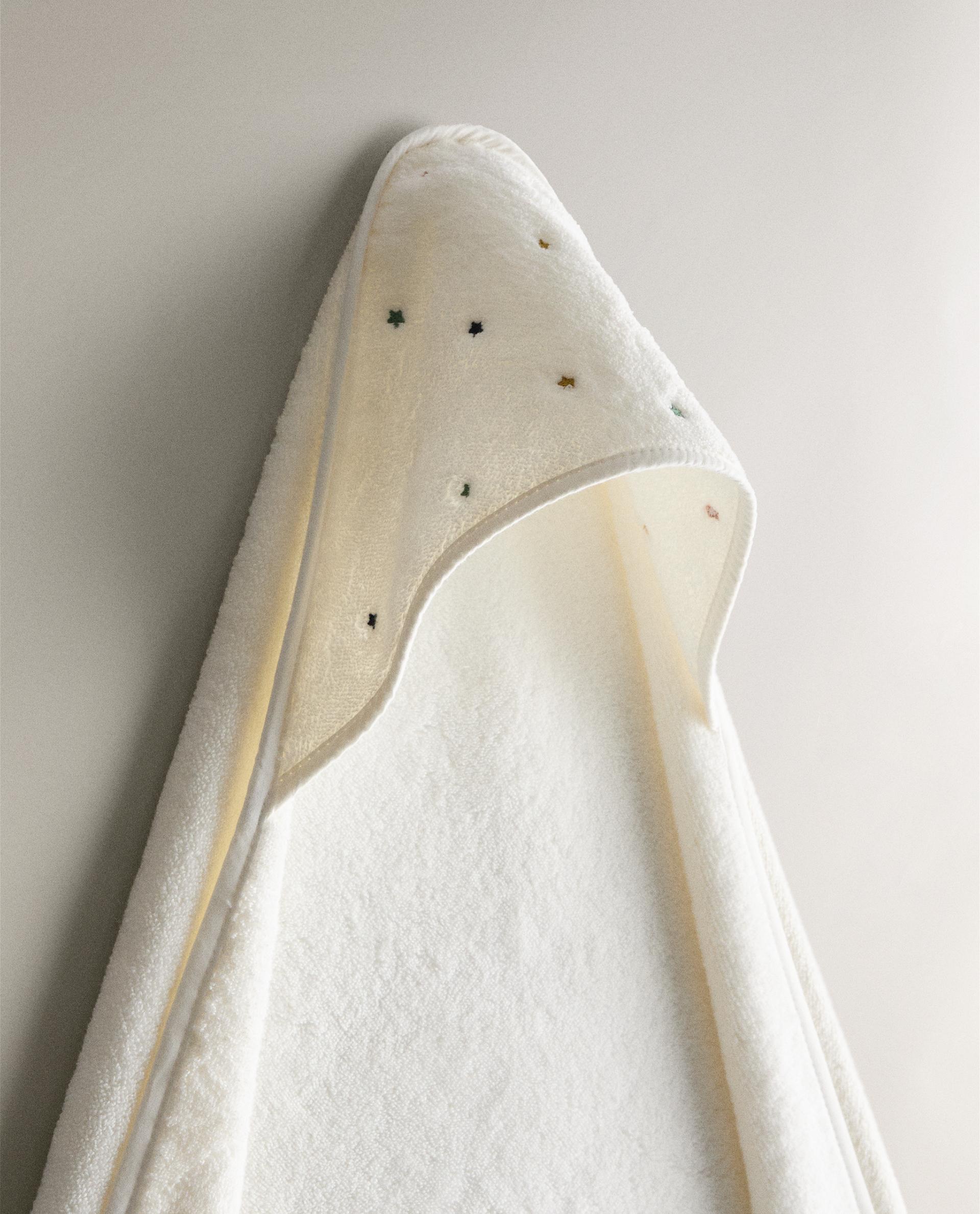 STARS HOODED BABY TOWEL product thumbnail 5