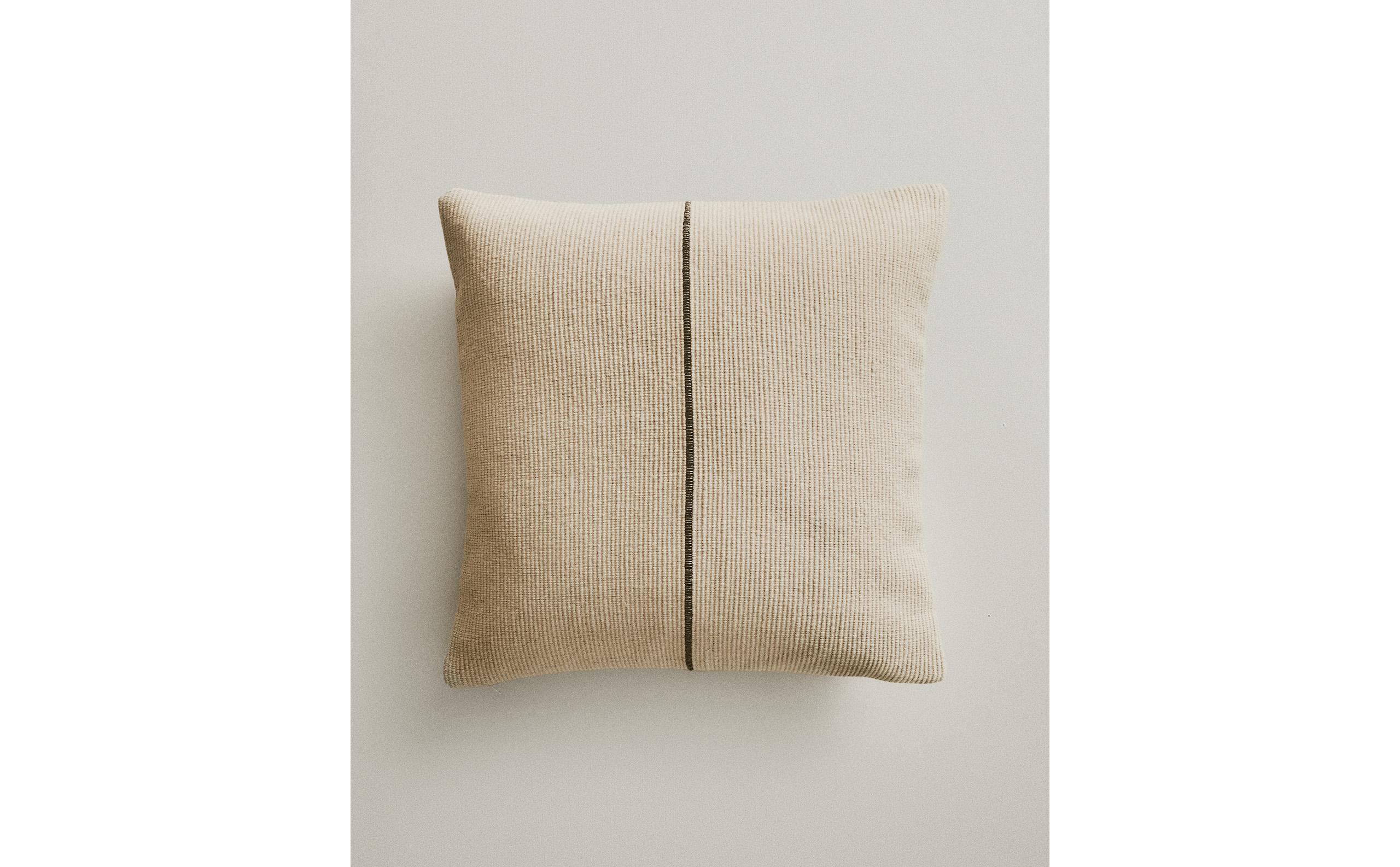 ベッドルームクッション | Zara Home 日本/Japan