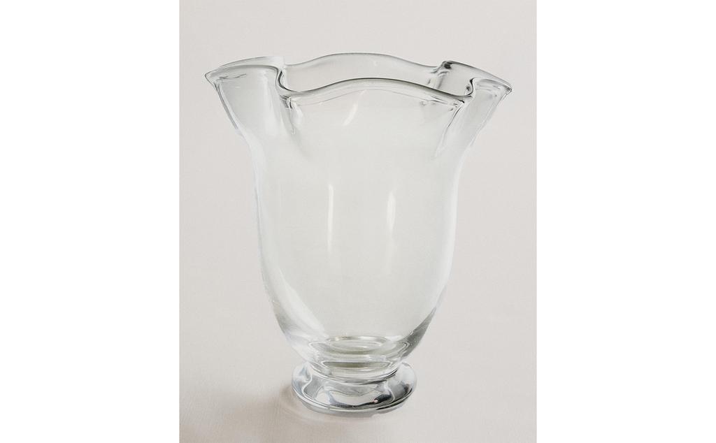 WAVY TRANSPARENT GLASS VASE