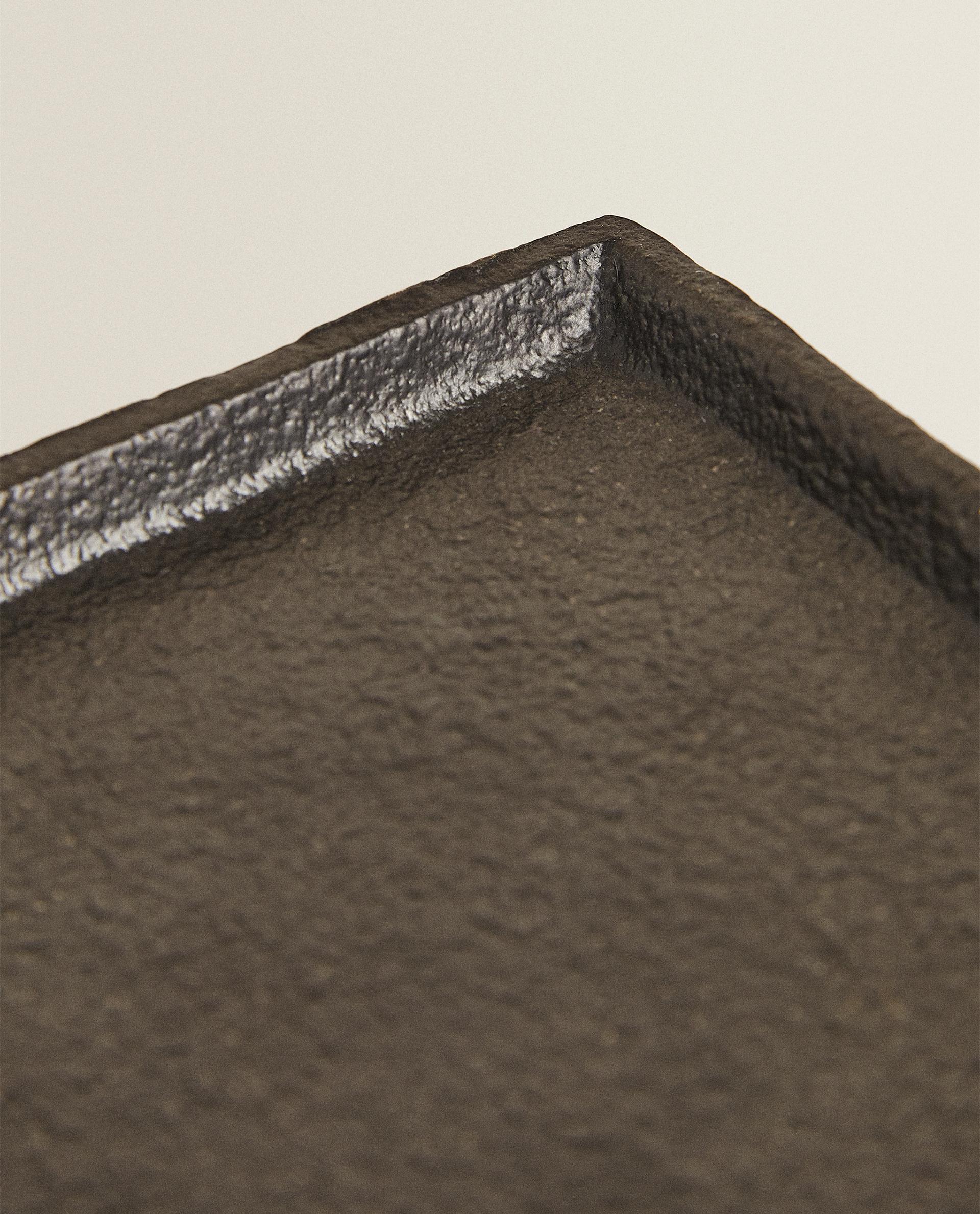DECORATIVE METAL TRAY product thumbnail 11