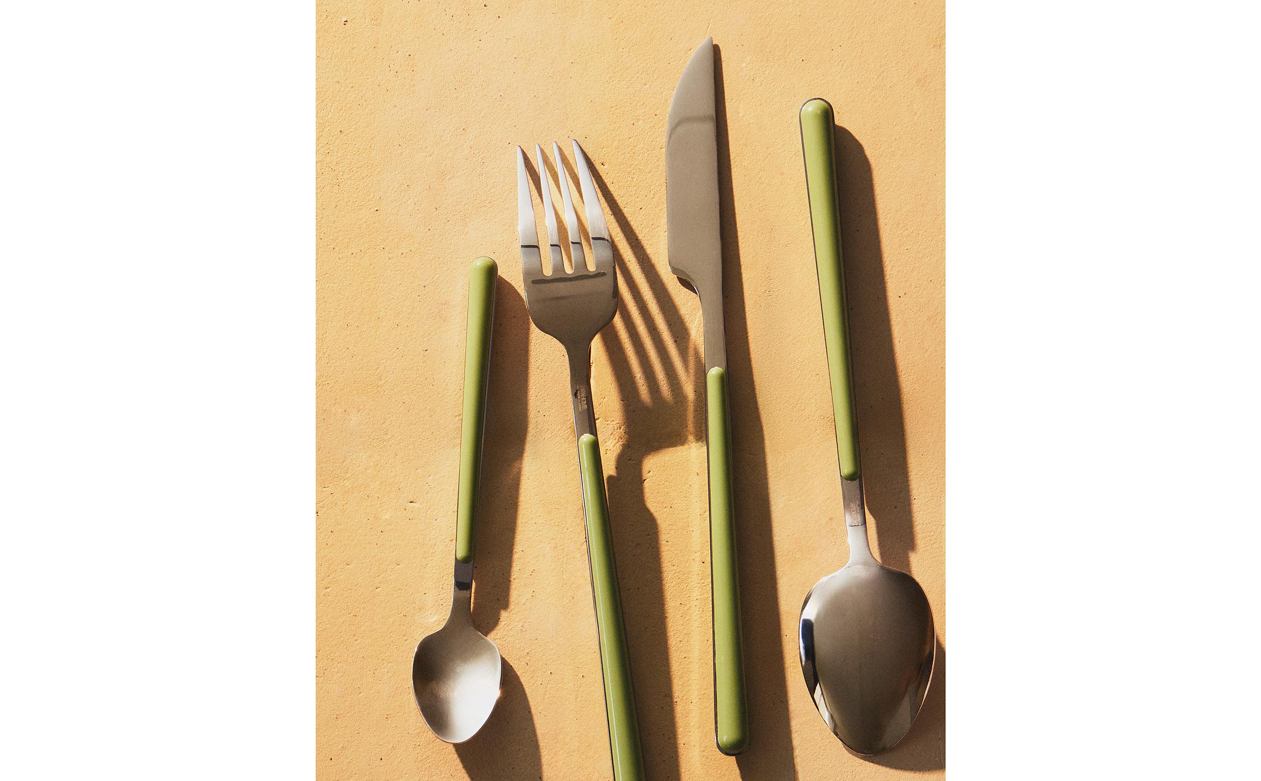 CUTLERY SET WITH GREEN HANDLE (SET OF 4) product thumbnail 8