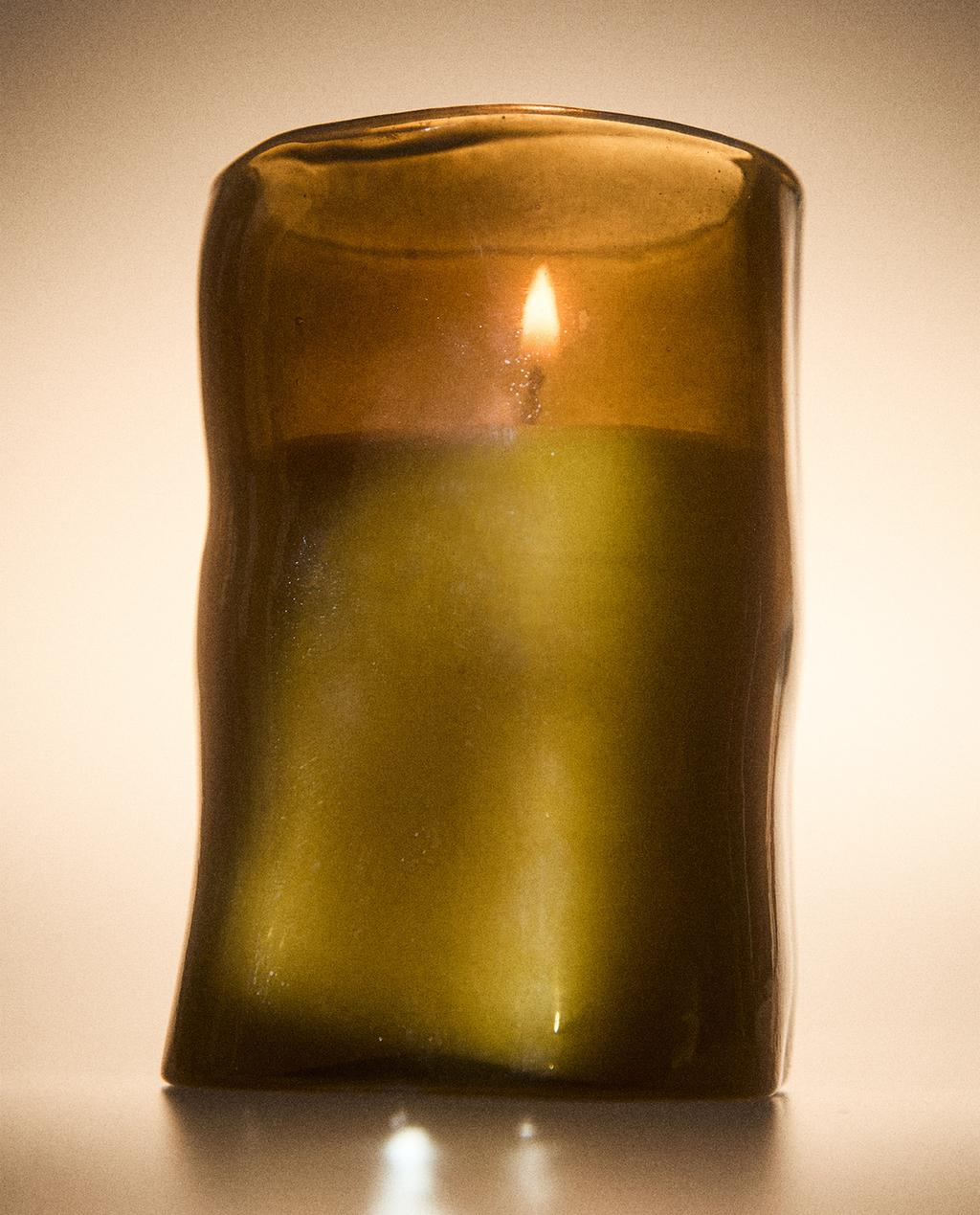 (250 G) FIGUE OMBRÉE SCENTED CANDLE