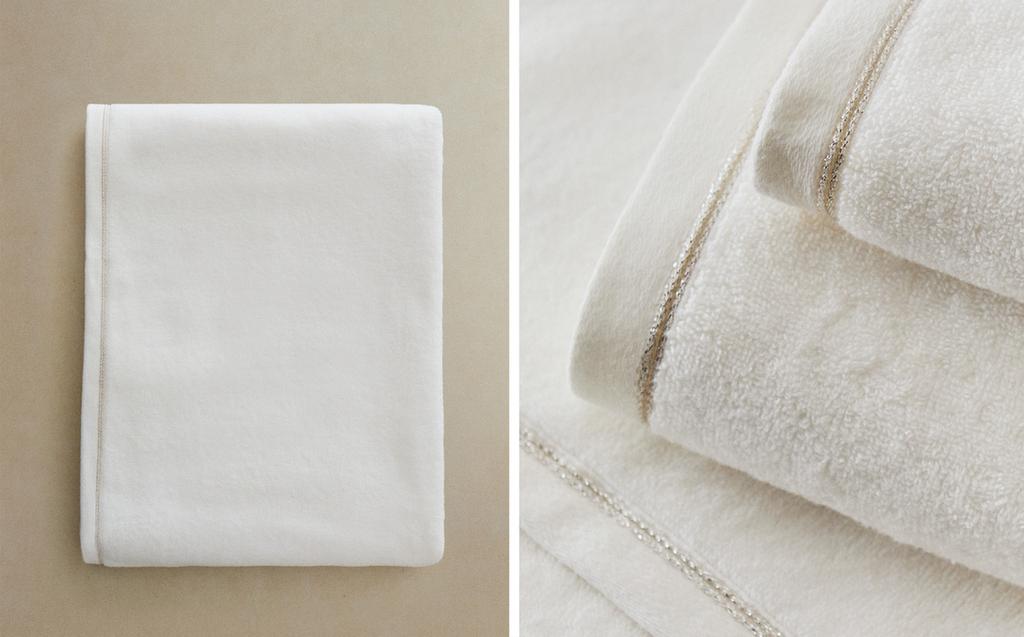 BATH TOWEL WITH METALLIC THREAD DETAIL