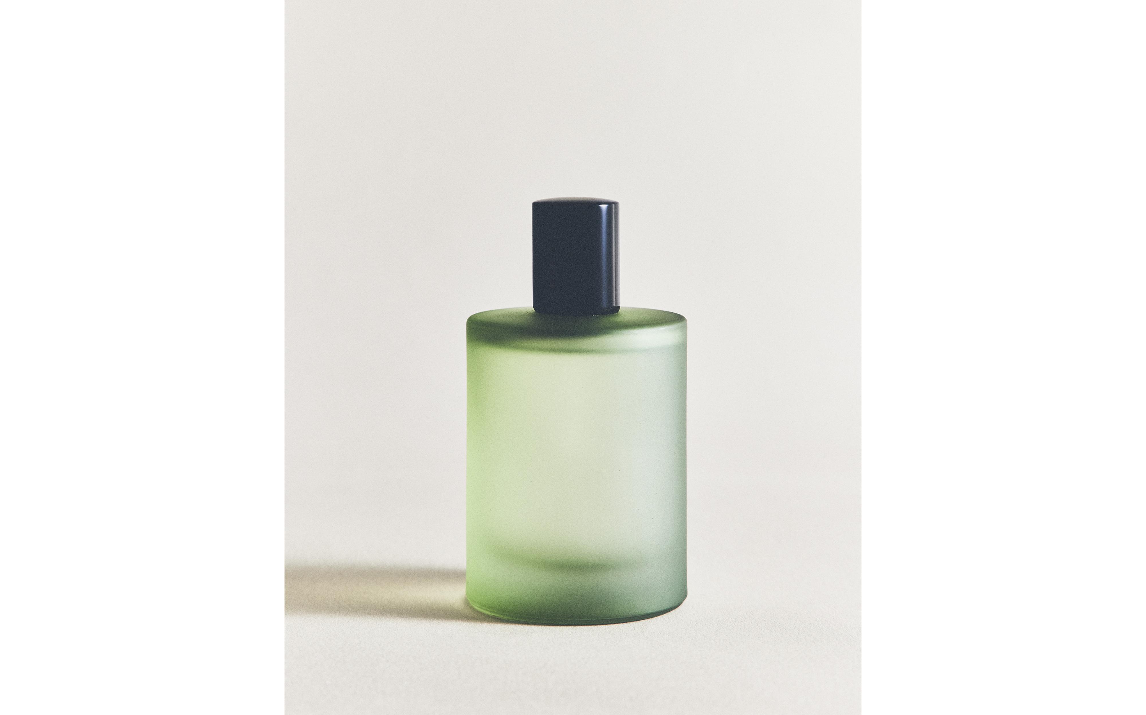 (350 G) TUBEROSE FABRIC FRESHENER product thumbnail 9