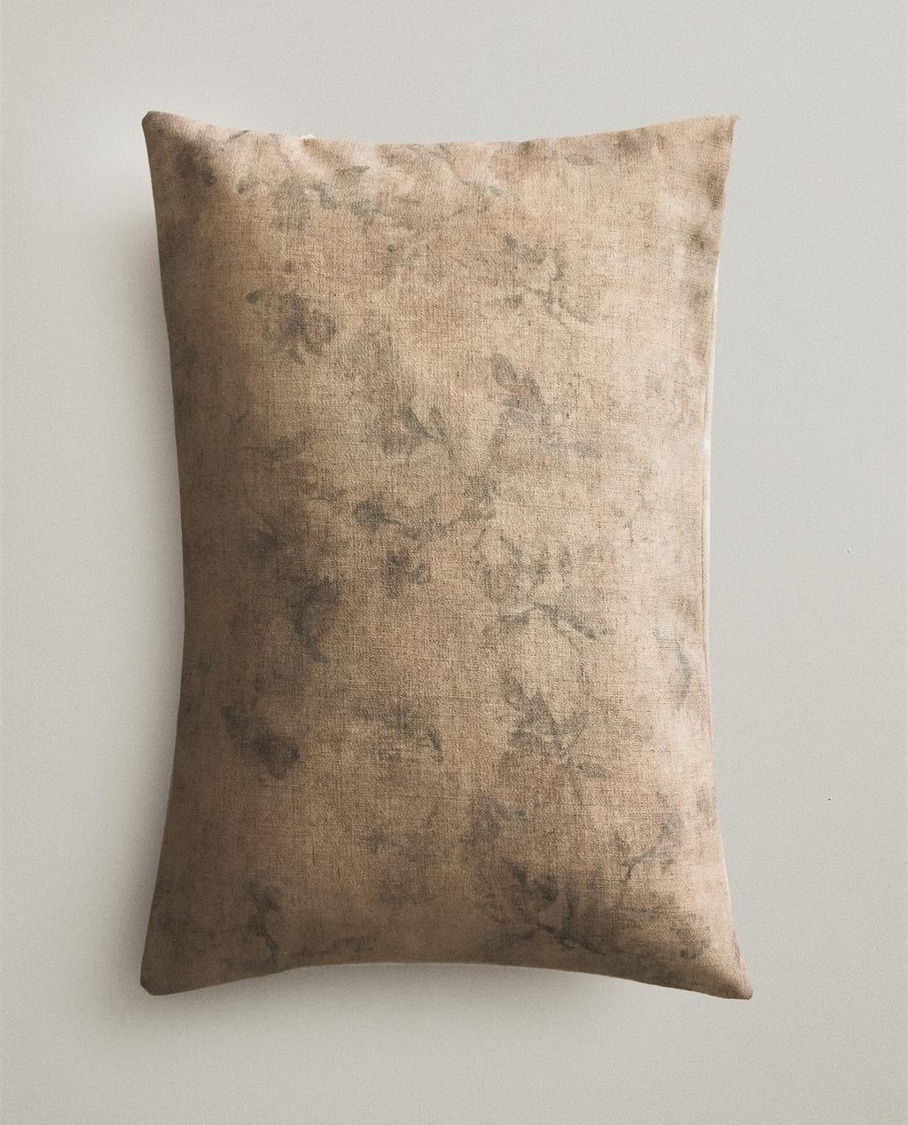 FLORAL CUSHION COVER
