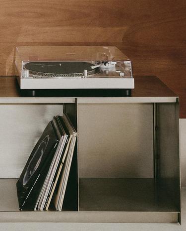 STAINLESS STEEL CONSOLE