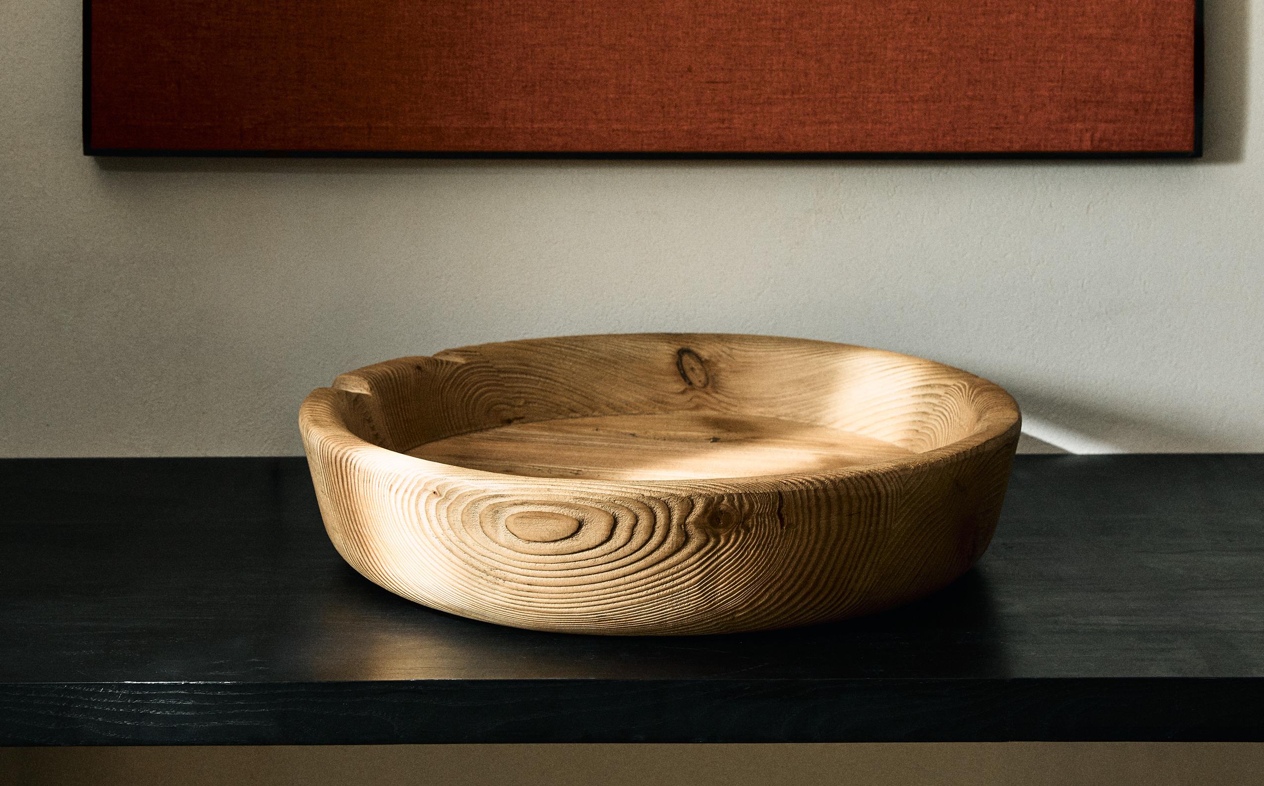 WOODEN DECORATIVE BOWL