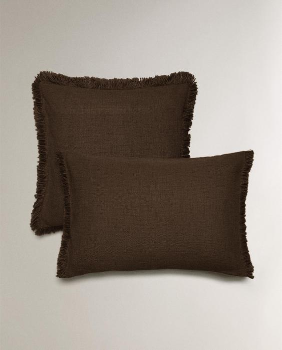 HAPSULLINEN TYYNYNPÄÄLLINEN HAPSULLINEN TYYNYNPÄÄLLINEN