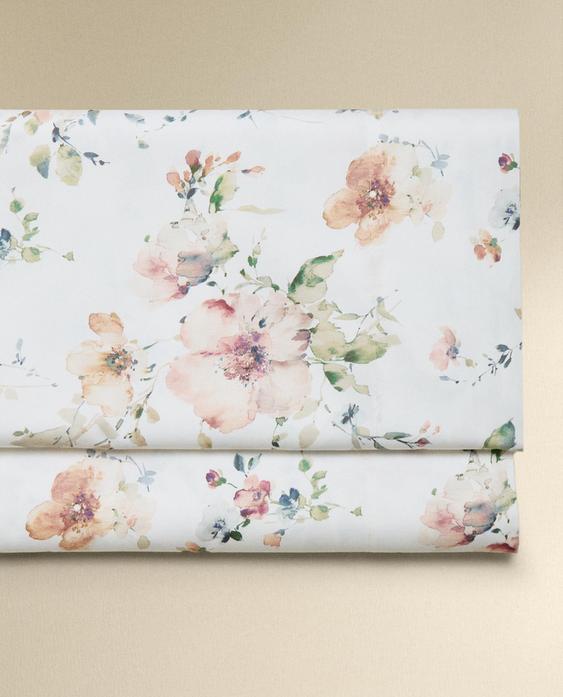 WILD FLOWERS SATEEN FLAT SHEET (300 THREAD COUNT) WILD FLOWERS SATEEN FLAT SHEET (300 THREAD COUNT)