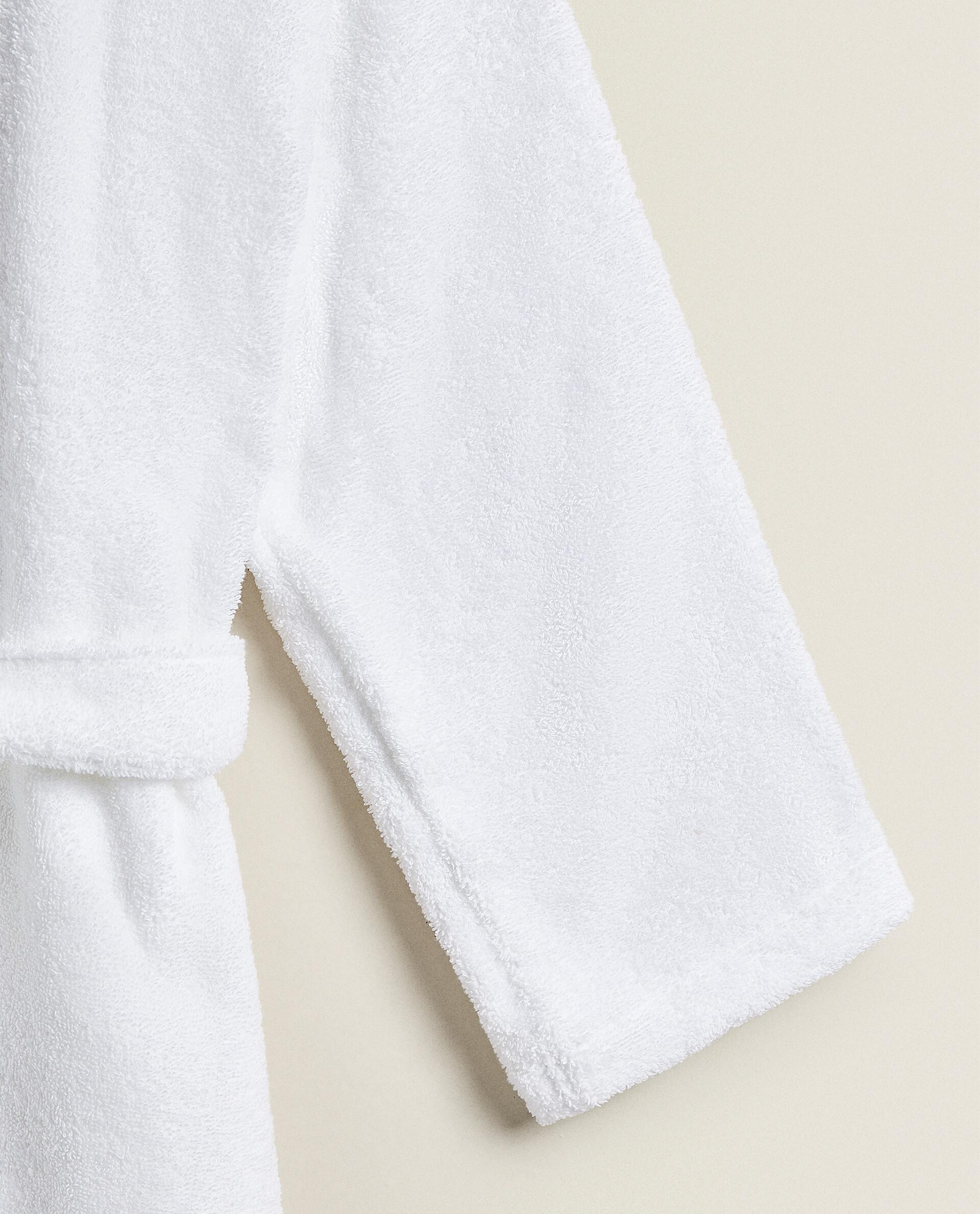 HOODED BATHROBE (360 GXM²) product thumbnail 15