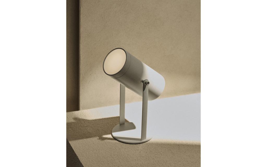 LAMP | USB RECHARGEABLE TABLE SPOTLIGHT