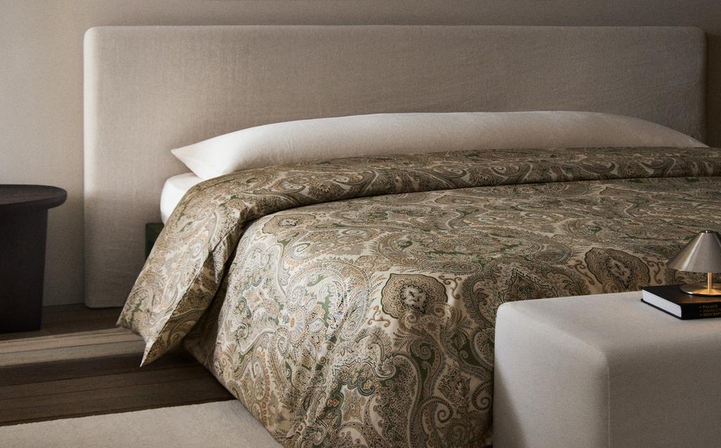 PREVLEKA ZA PREŠITO ODEJO IZ BOMBAŽNEGA SATENA S KARIRASTIM VZORCEM (300 NITI) PREVLEKA ZA PREŠITO ODEJO IZ BOMBAŽNEGA SATENA S KARIRASTIM VZORCEM (300 NITI)