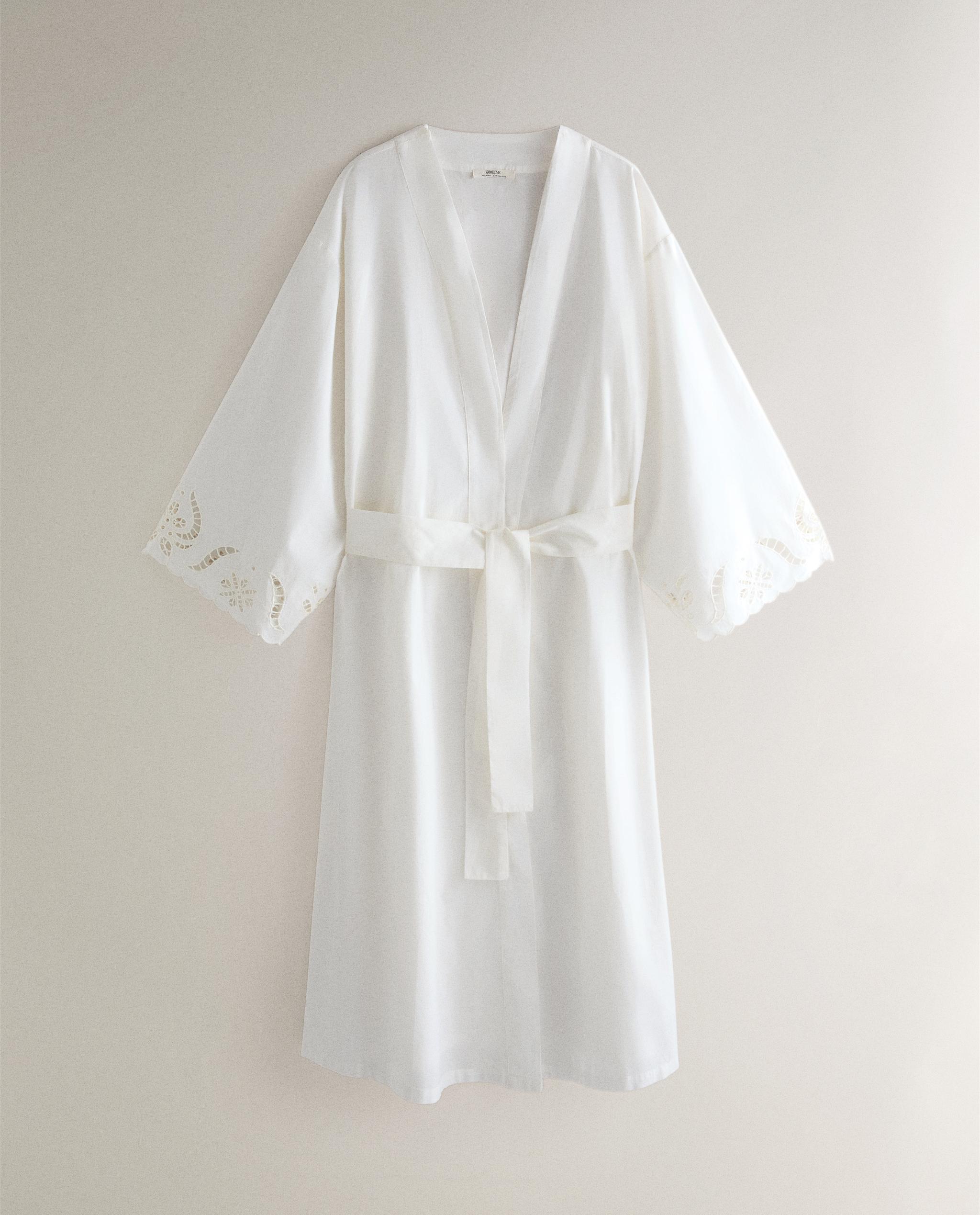 COTTON DRESSING GOWN WITH EMBROIDERY product thumbnail 4