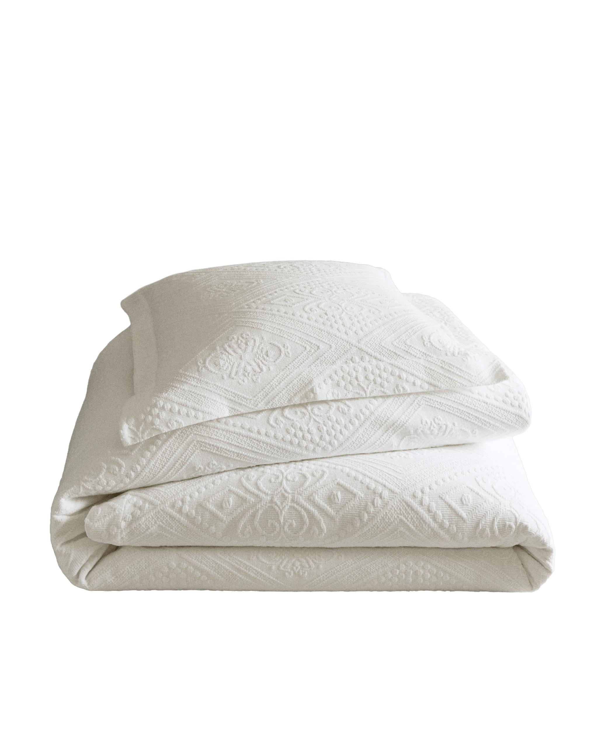 COTTON BEDSPREAD WITH GEOMETRIC DESIGN product thumbnail 2