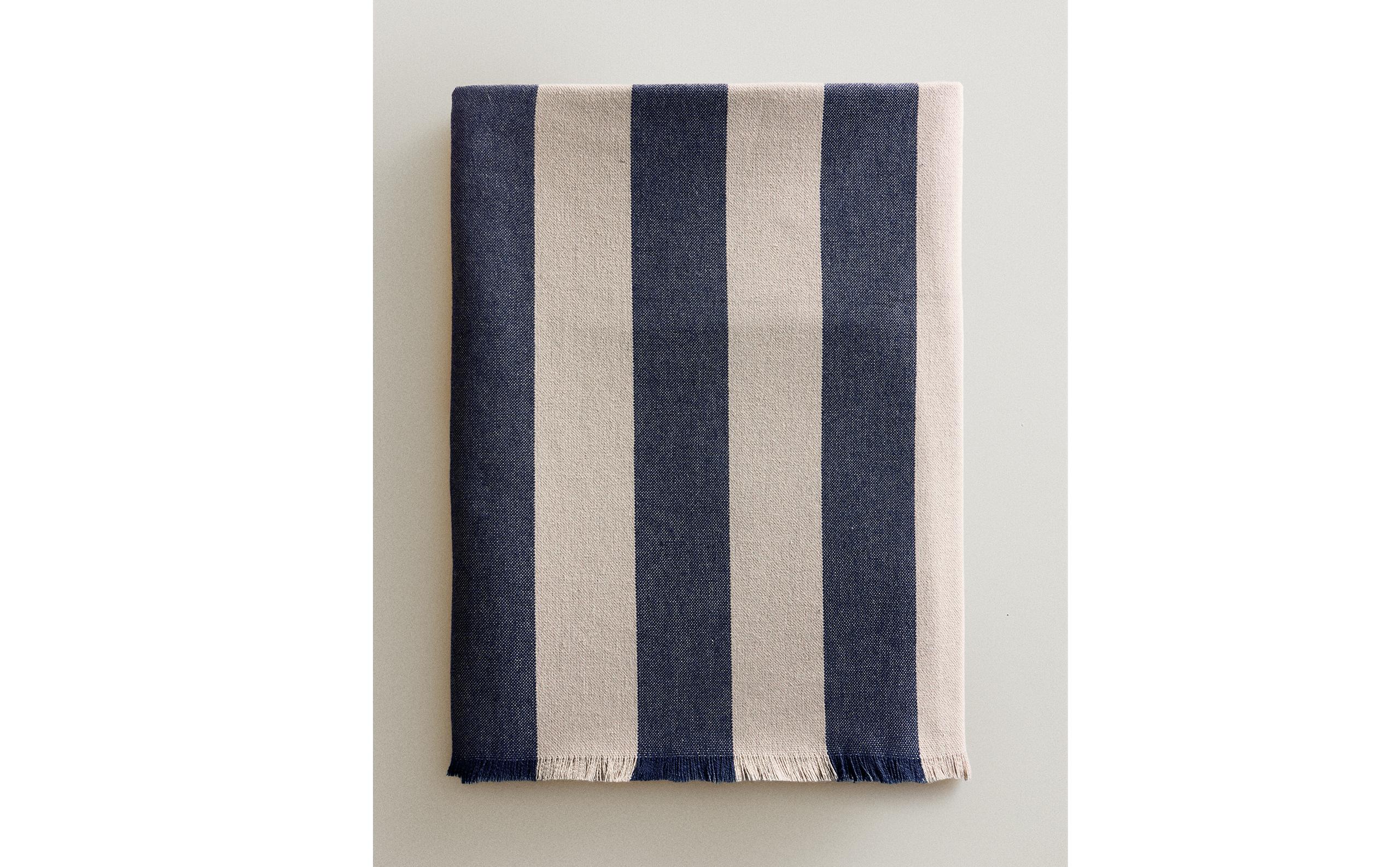 MULTI-PURPOSE STRIPED BLANKET product thumbnail 9