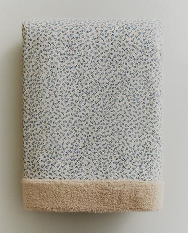 MANTA FLORES MASCOTAS