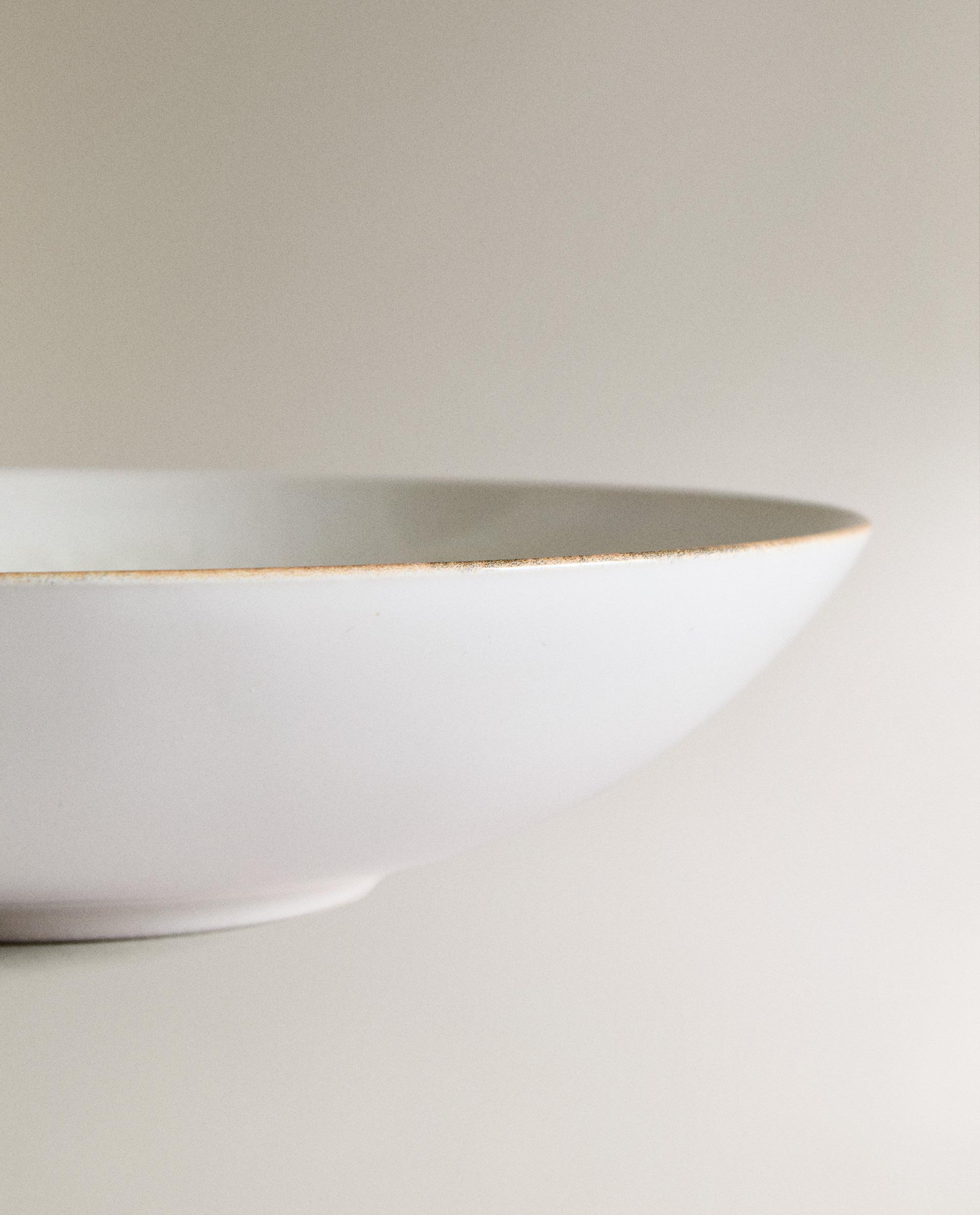ストーンウェア　＆　マーカー Japan Lustreware Footed Teacup Black & Gold Pedestal Teacup