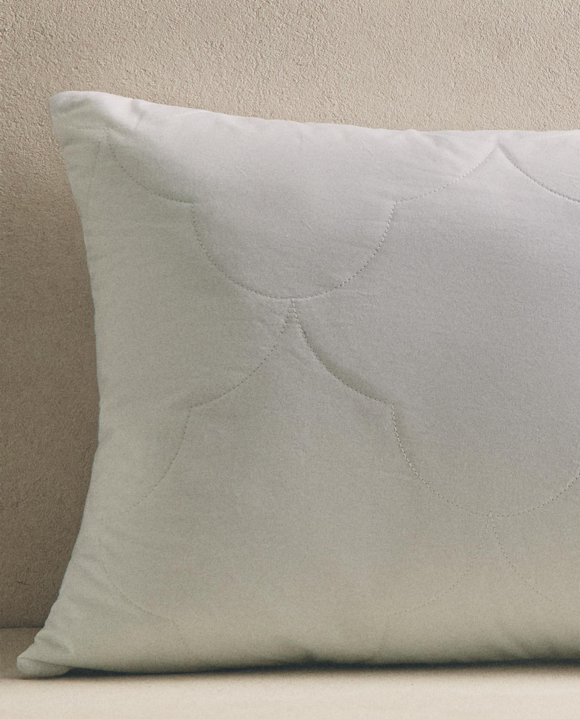 未使用♡ZARA HOME キルト キルティング ラグ マット マルチカバー 未使用♡ZARA HOME キルト キルティング ラグ マット マルチ