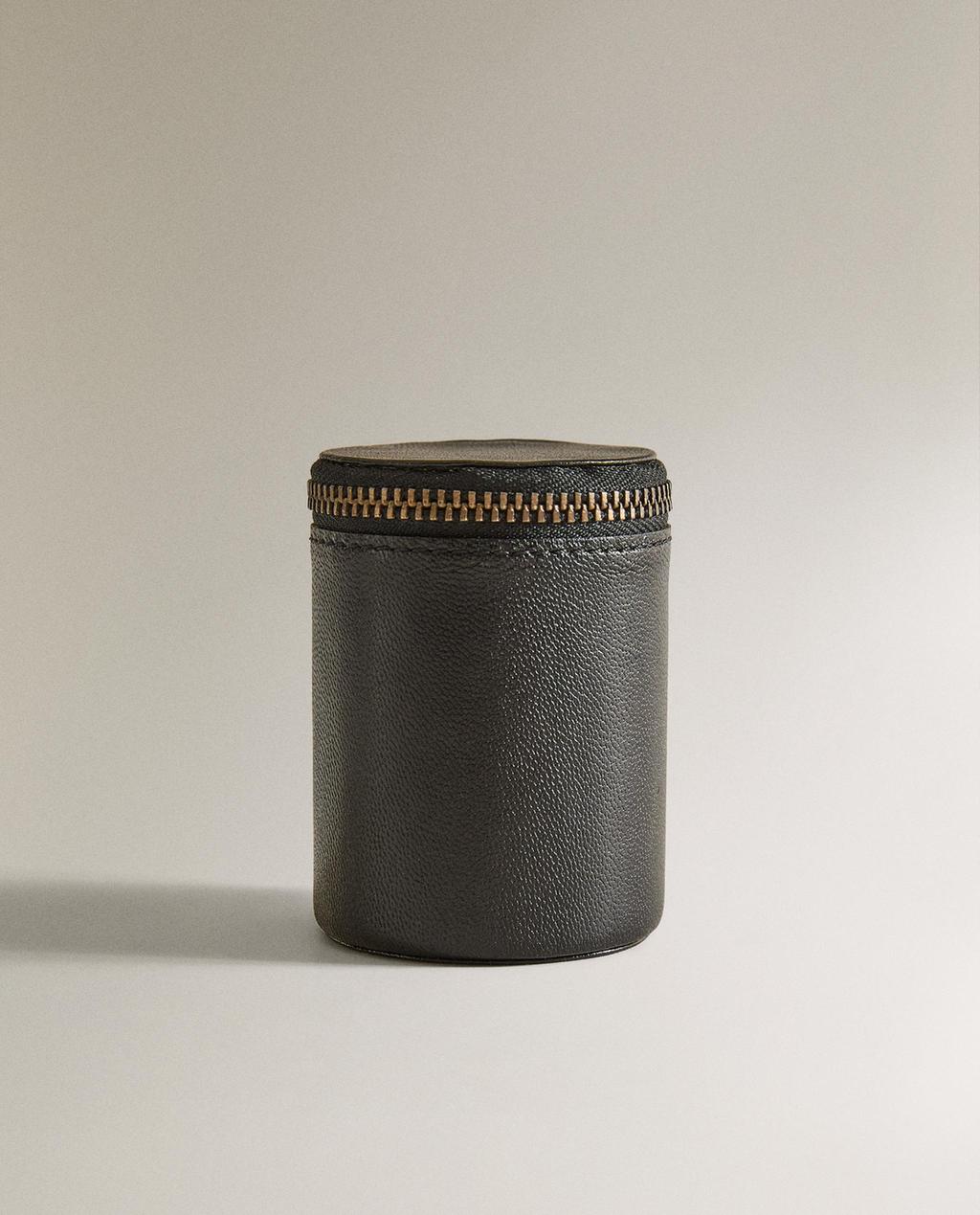 CYLINDRICAL LEATHER CASE