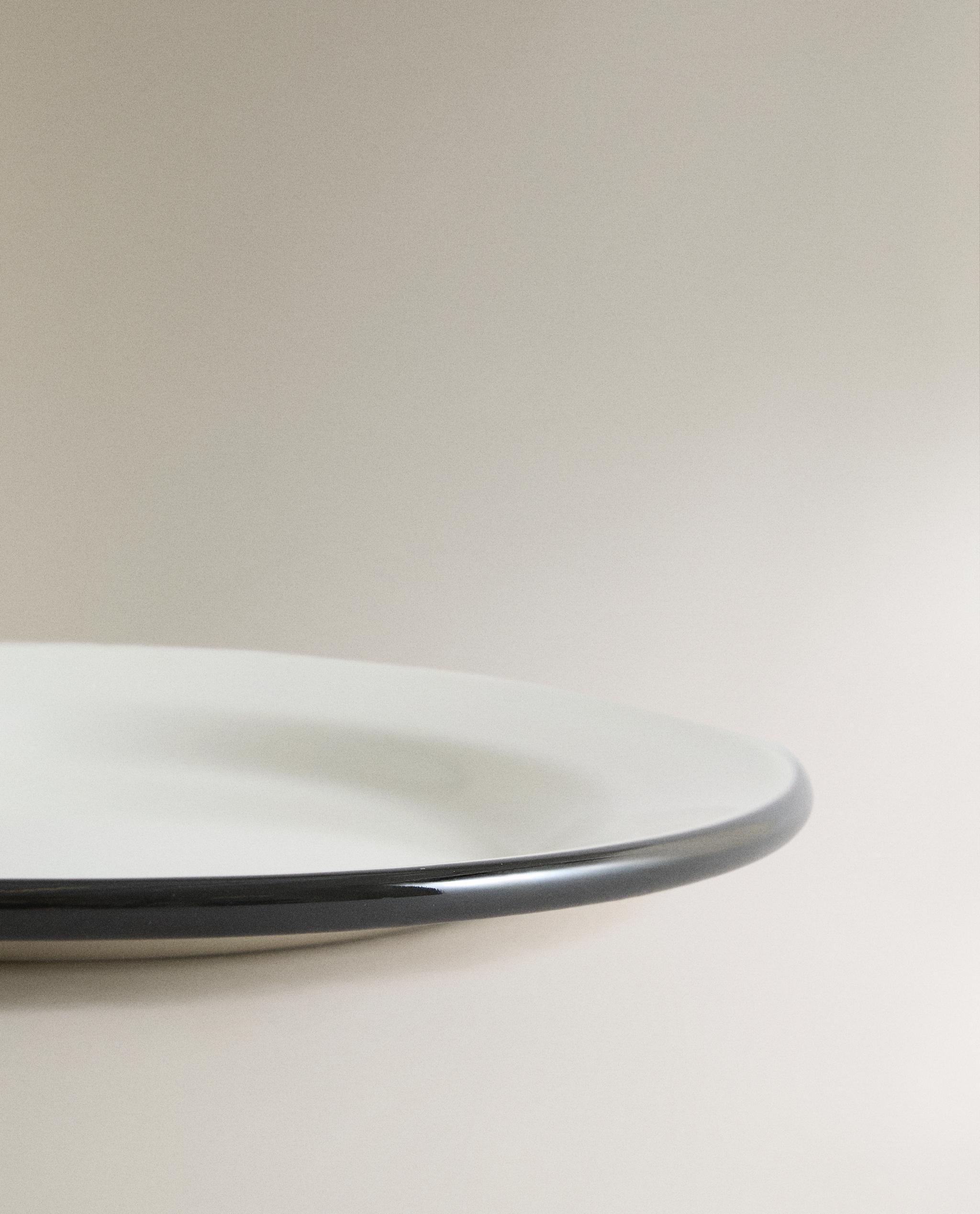 IRON DESSERT PLATE WITH RIM product thumbnail 7