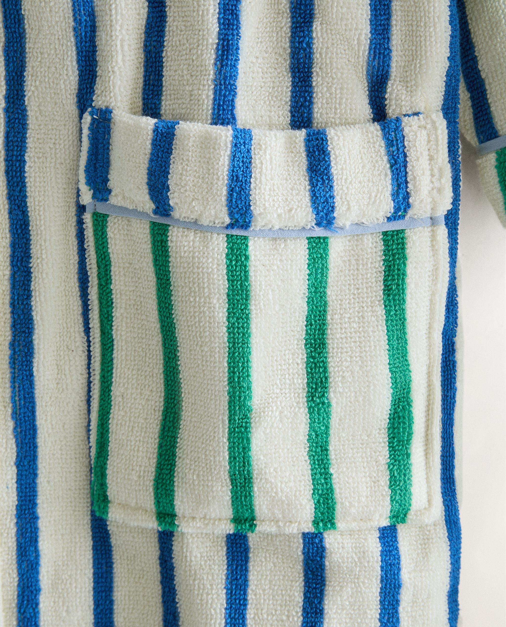 KIDS' STRIPED BATHROBE product thumbnail 6