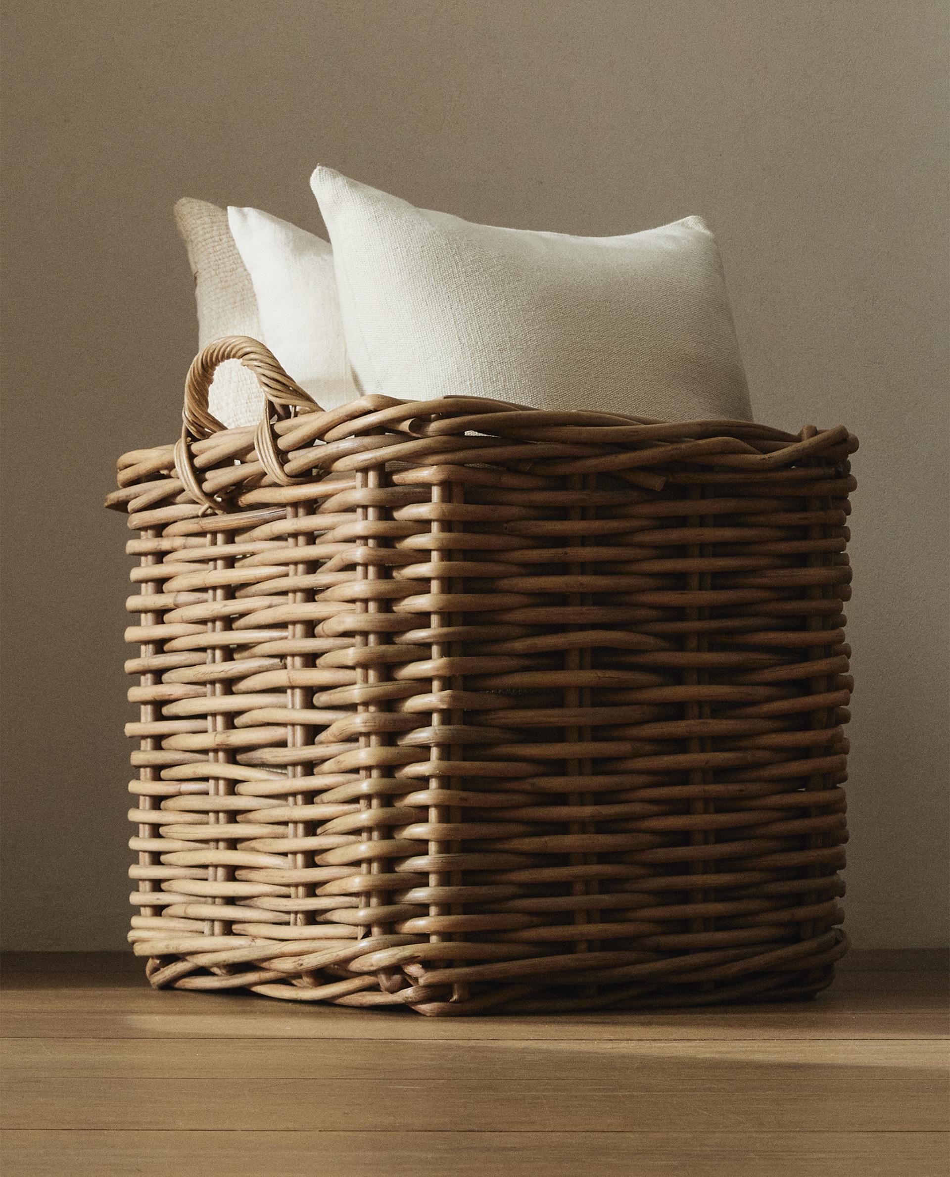 LARGE CHUNKY RATTAN BASKET