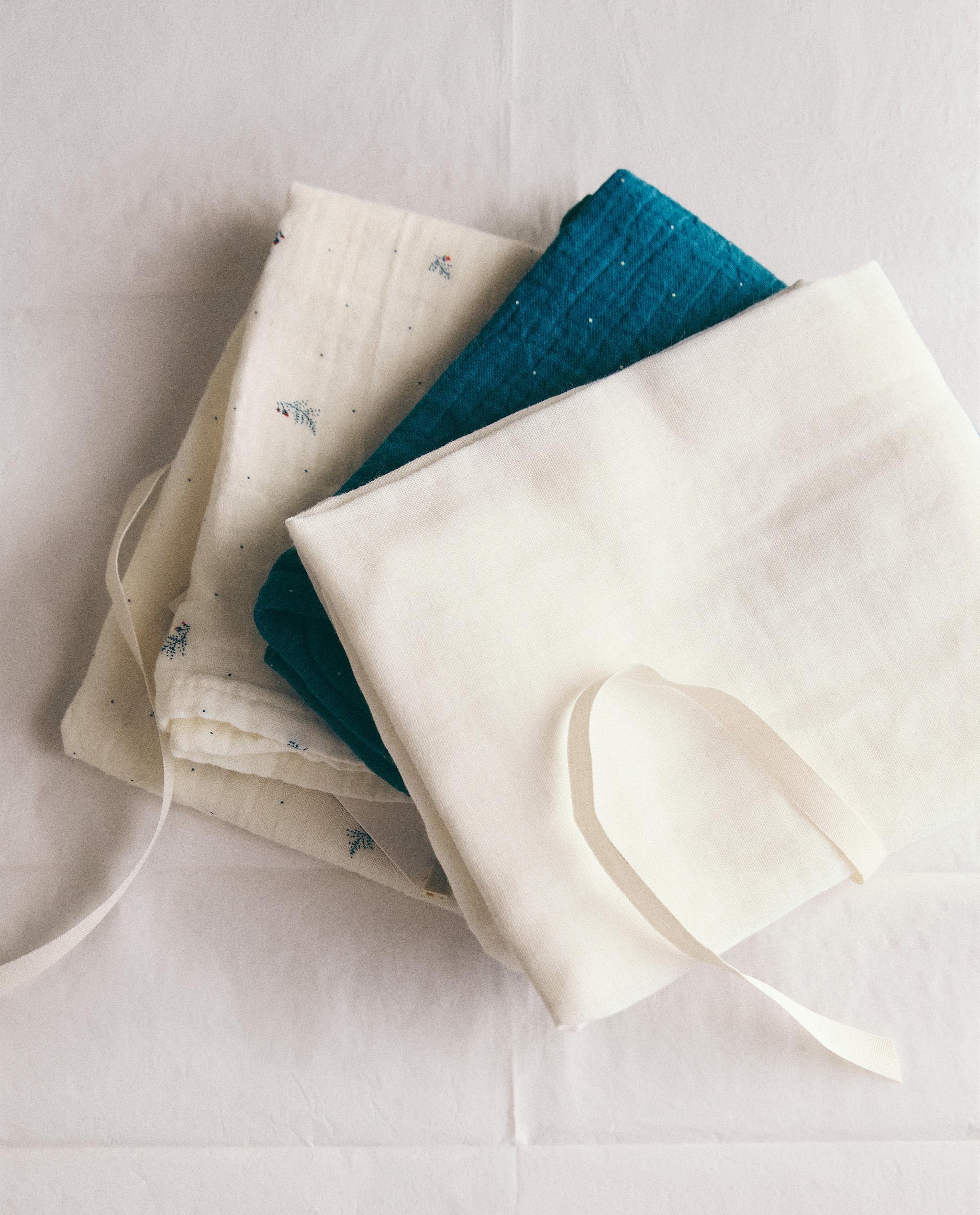 FLORAL BABY MUSLIN CLOTHS (PACK OF 3) product thumbnail 7