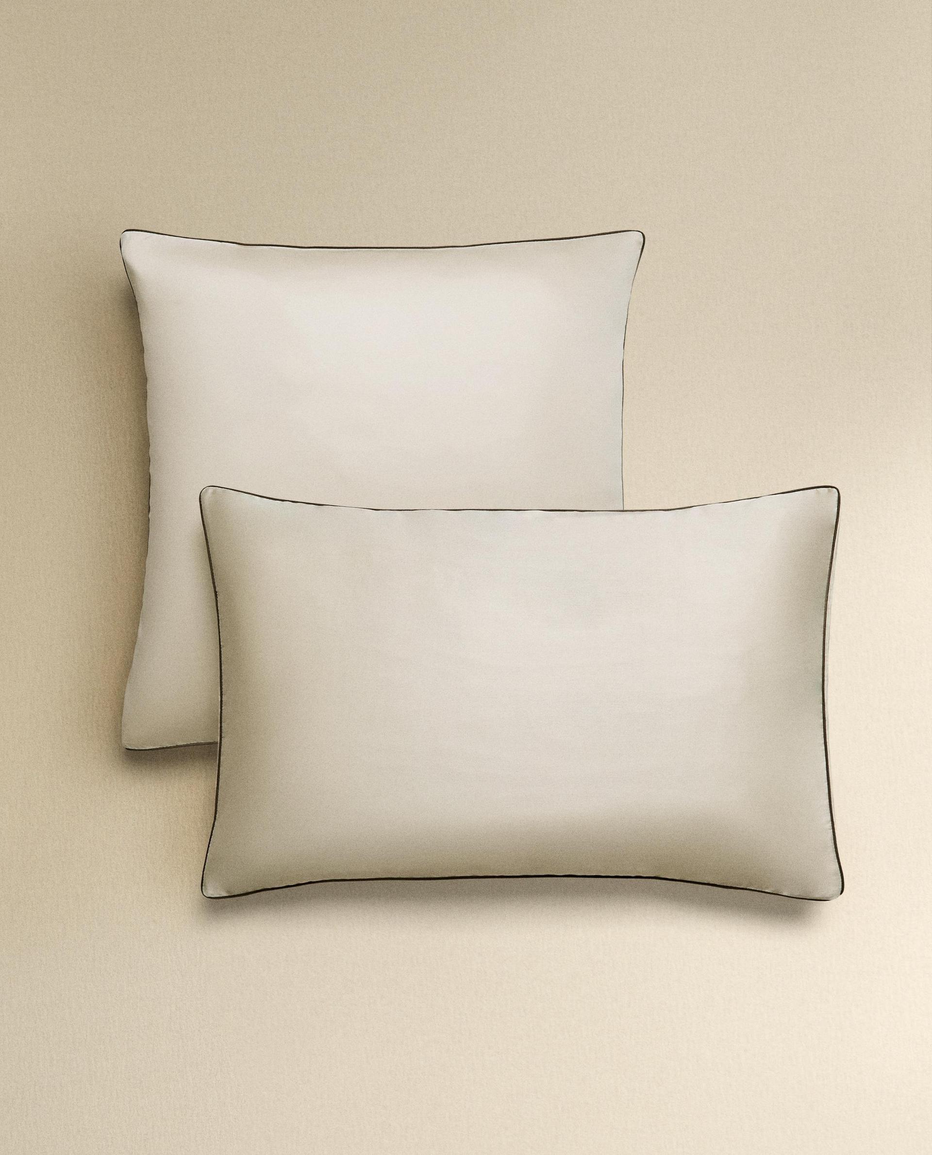 غلاف مخدة ساتان بغرزة أنبوبية غلاف مخدة ساتان بغرزة أنبوبية