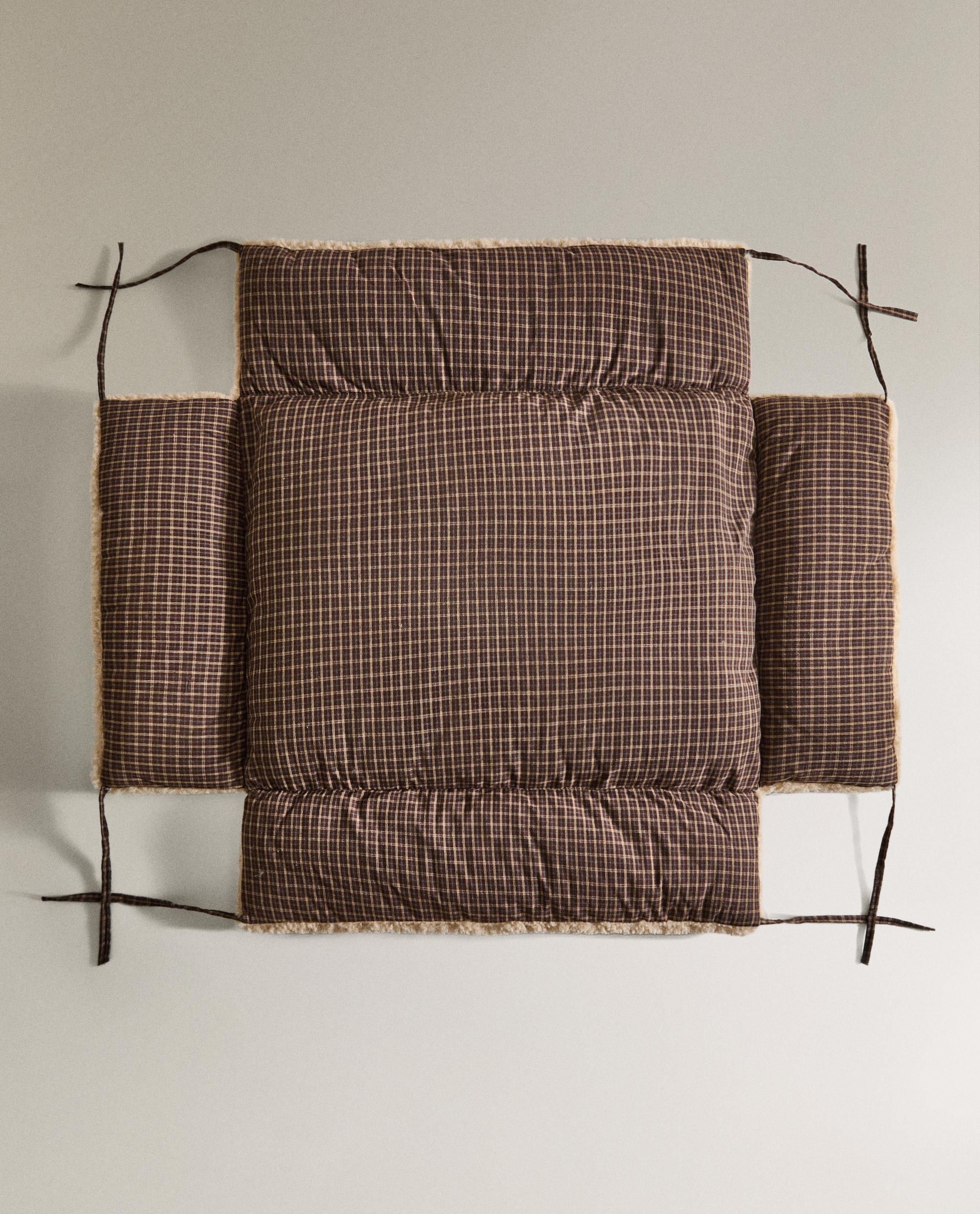 CHECK PET BED | Zara Home United States of America