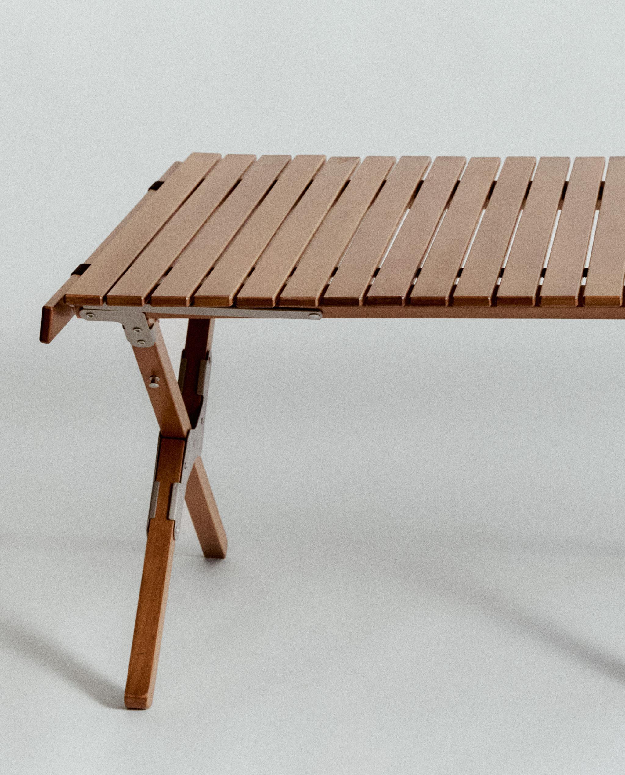 DINNER SET, TABLE AND FOLDABLE CHAIRS product thumbnail 12